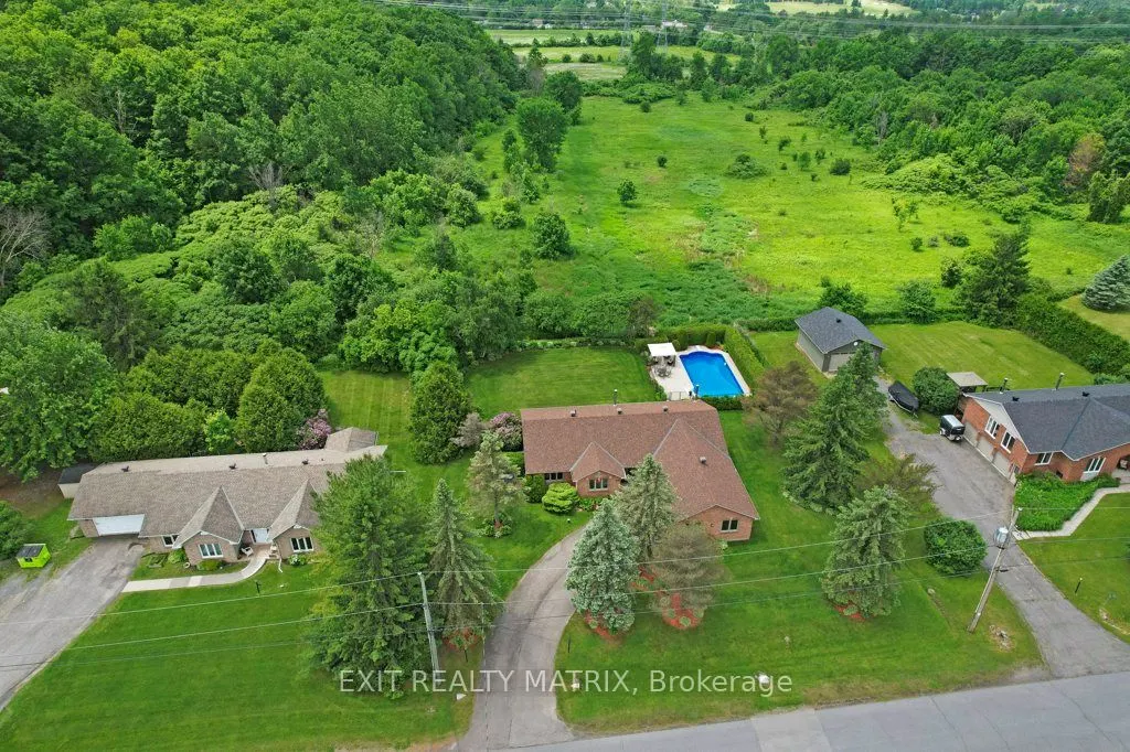 842 Apple Lane