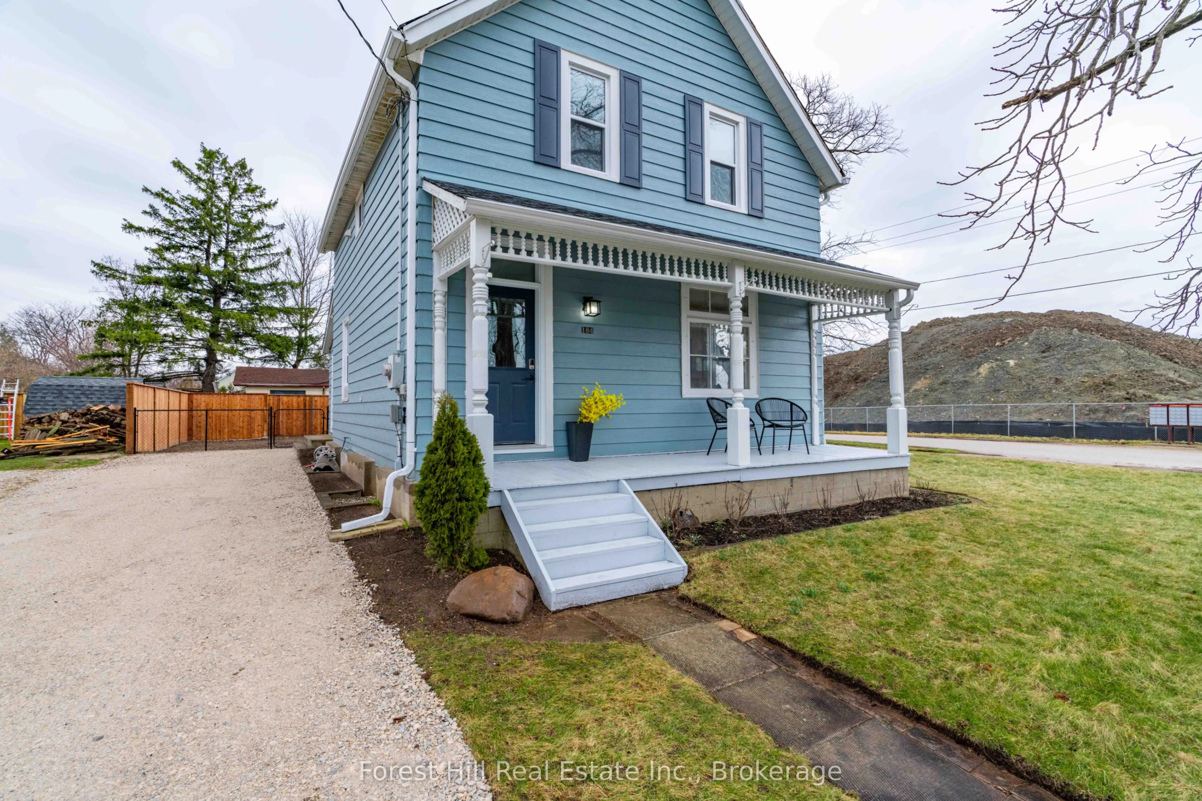 184 BOUCHER Street E