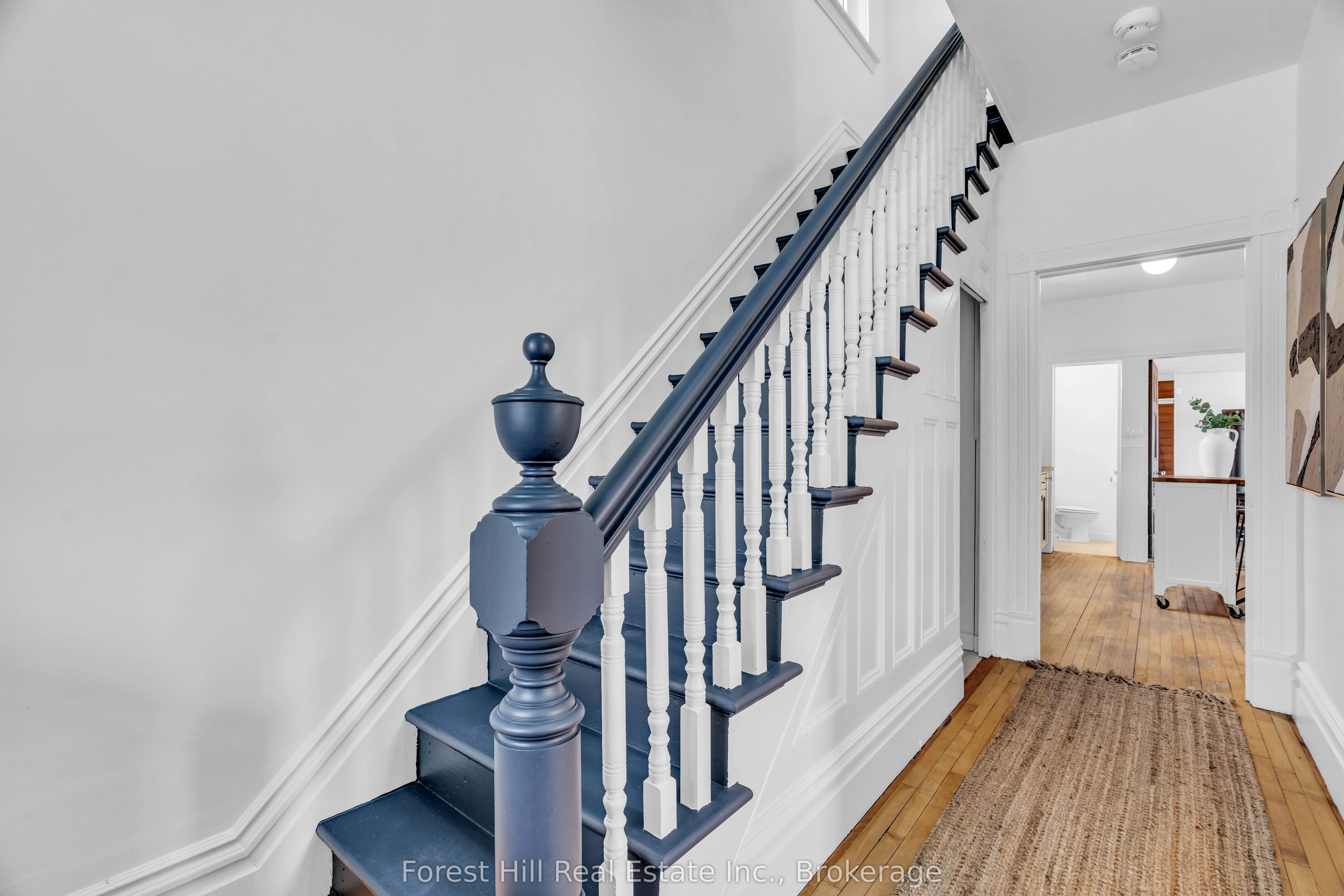 184 BOUCHER Street E