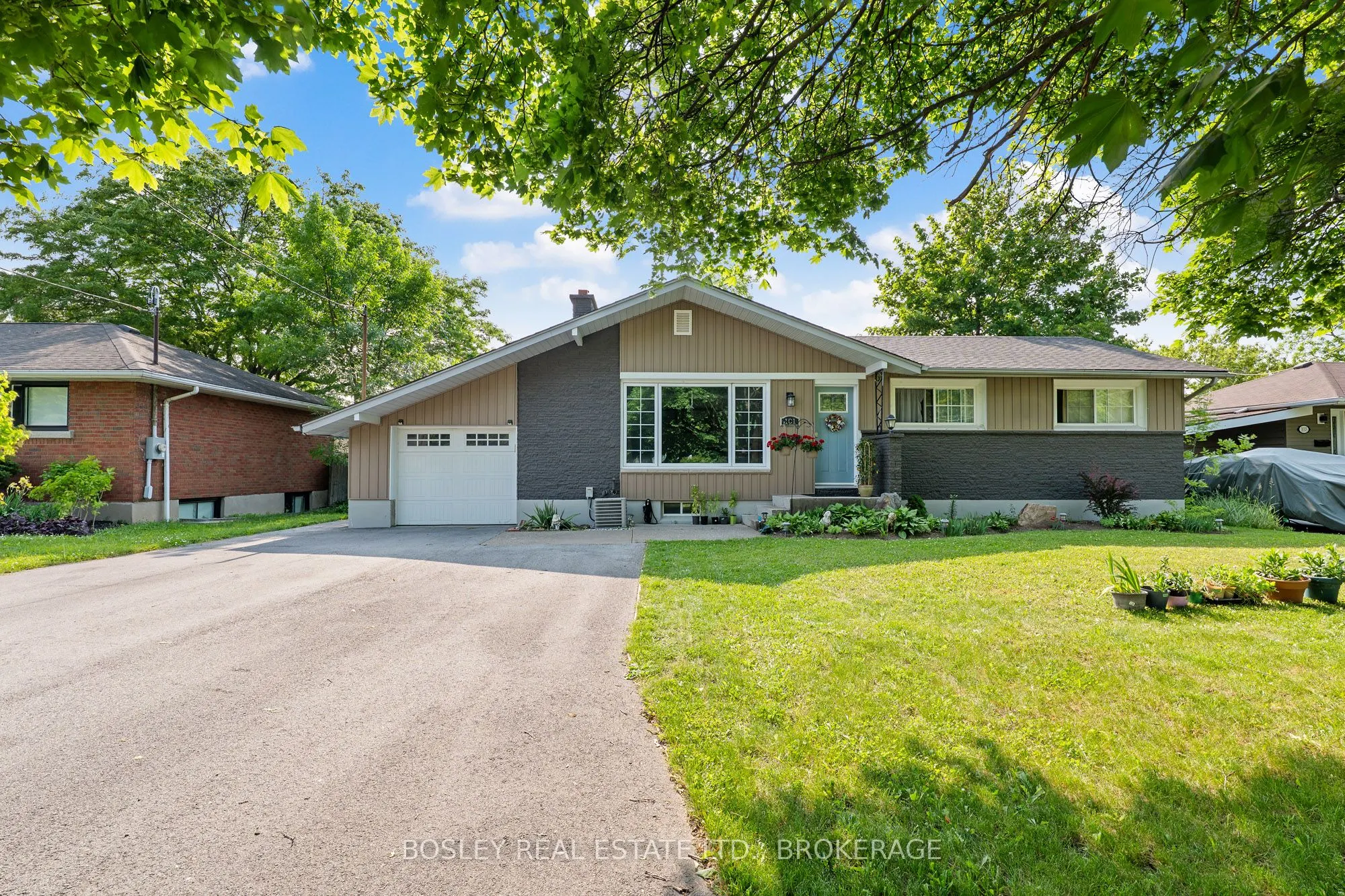 101 Rochelle Drive