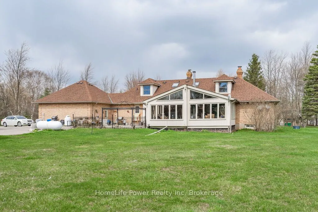 4290 Victoria Road S