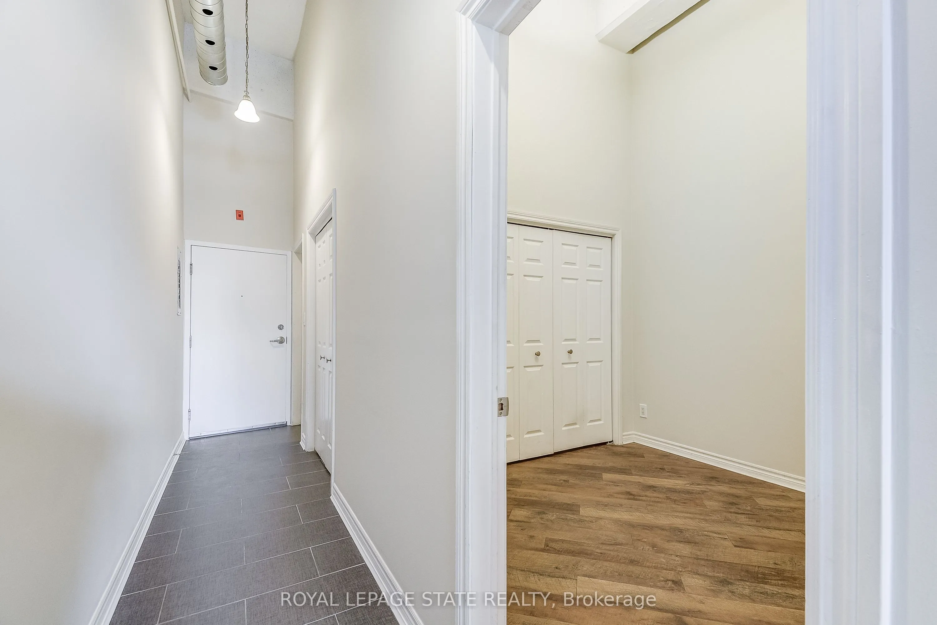 80 King William Street, #110