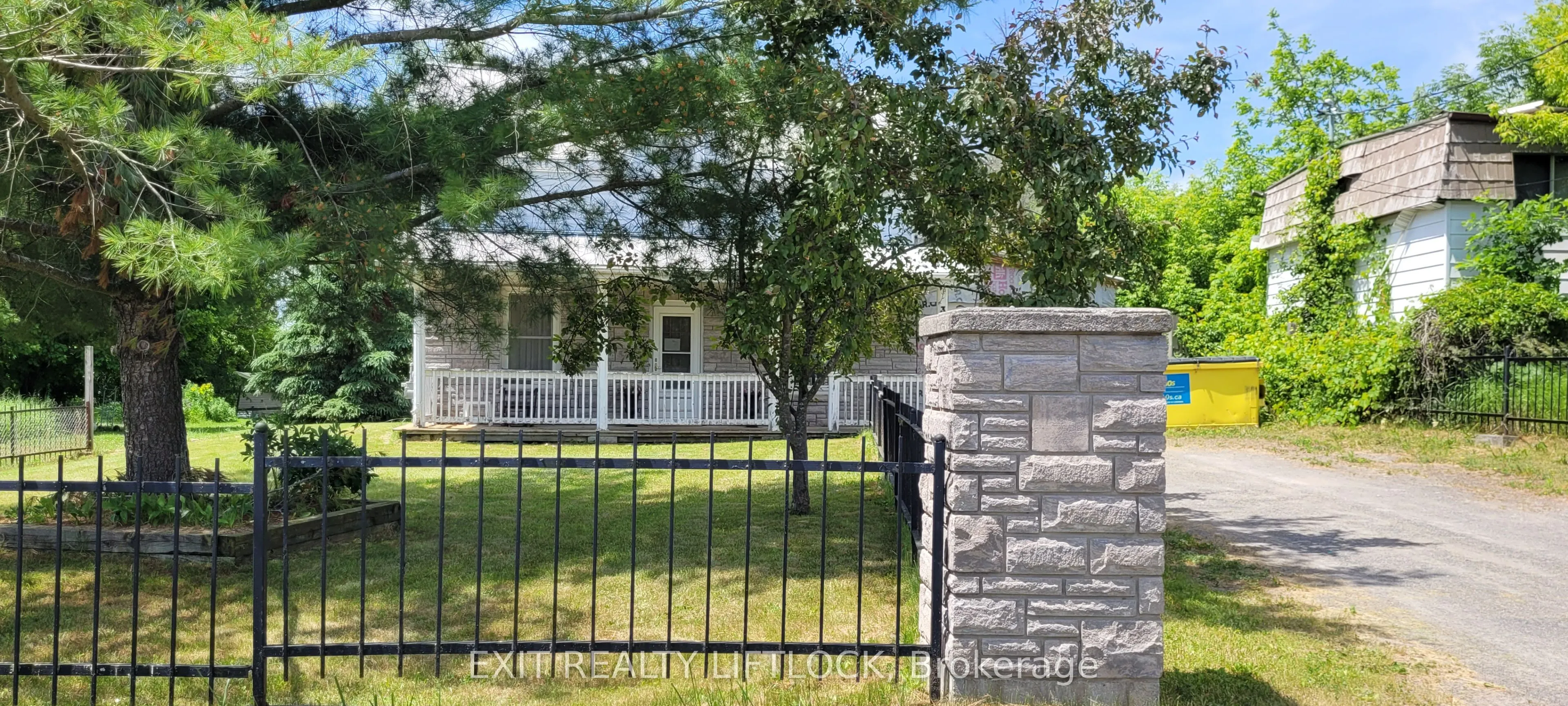 33 Hayes Street