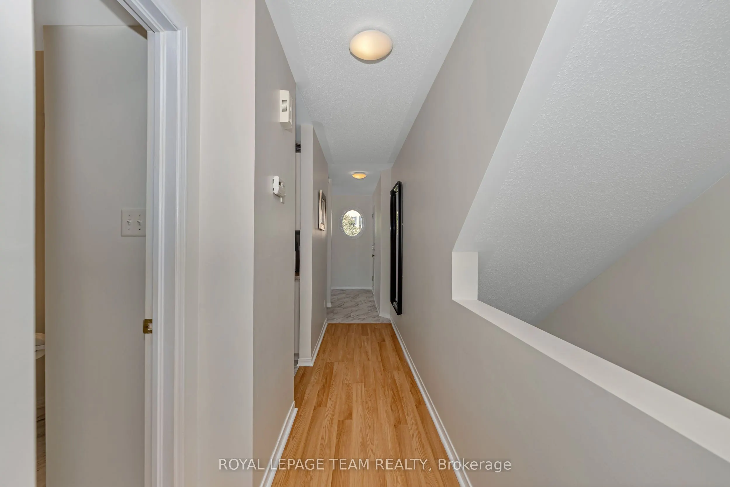 85 Cresthaven Drive #6