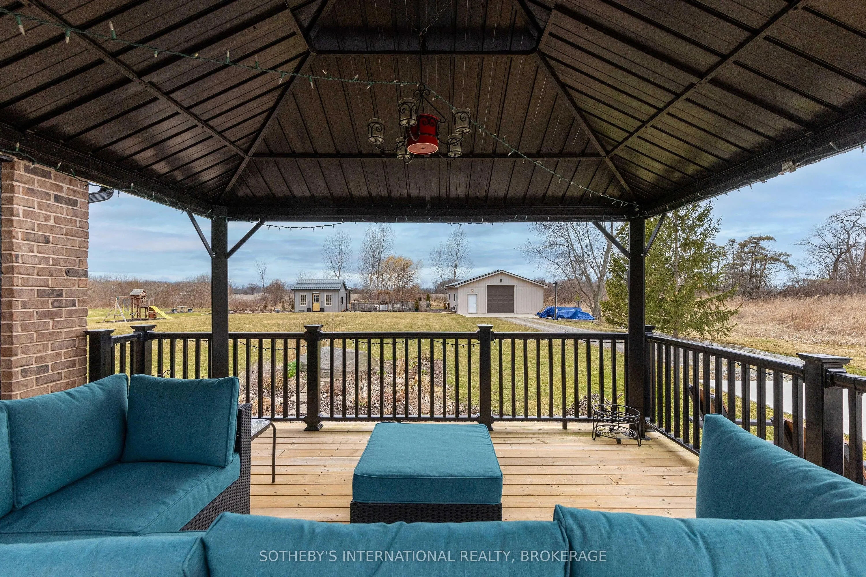 7107 Beechwood Road