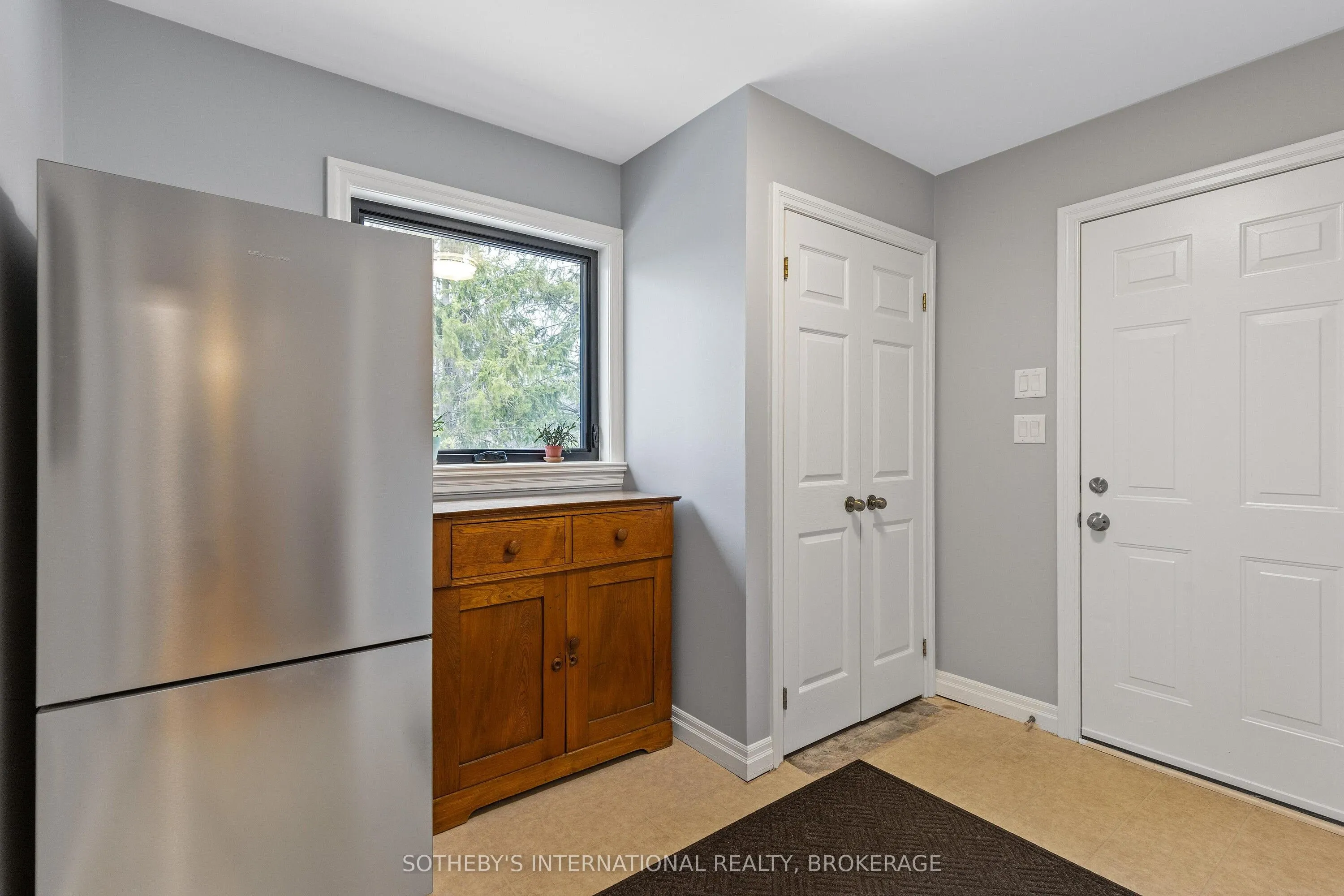 7107 Beechwood Road