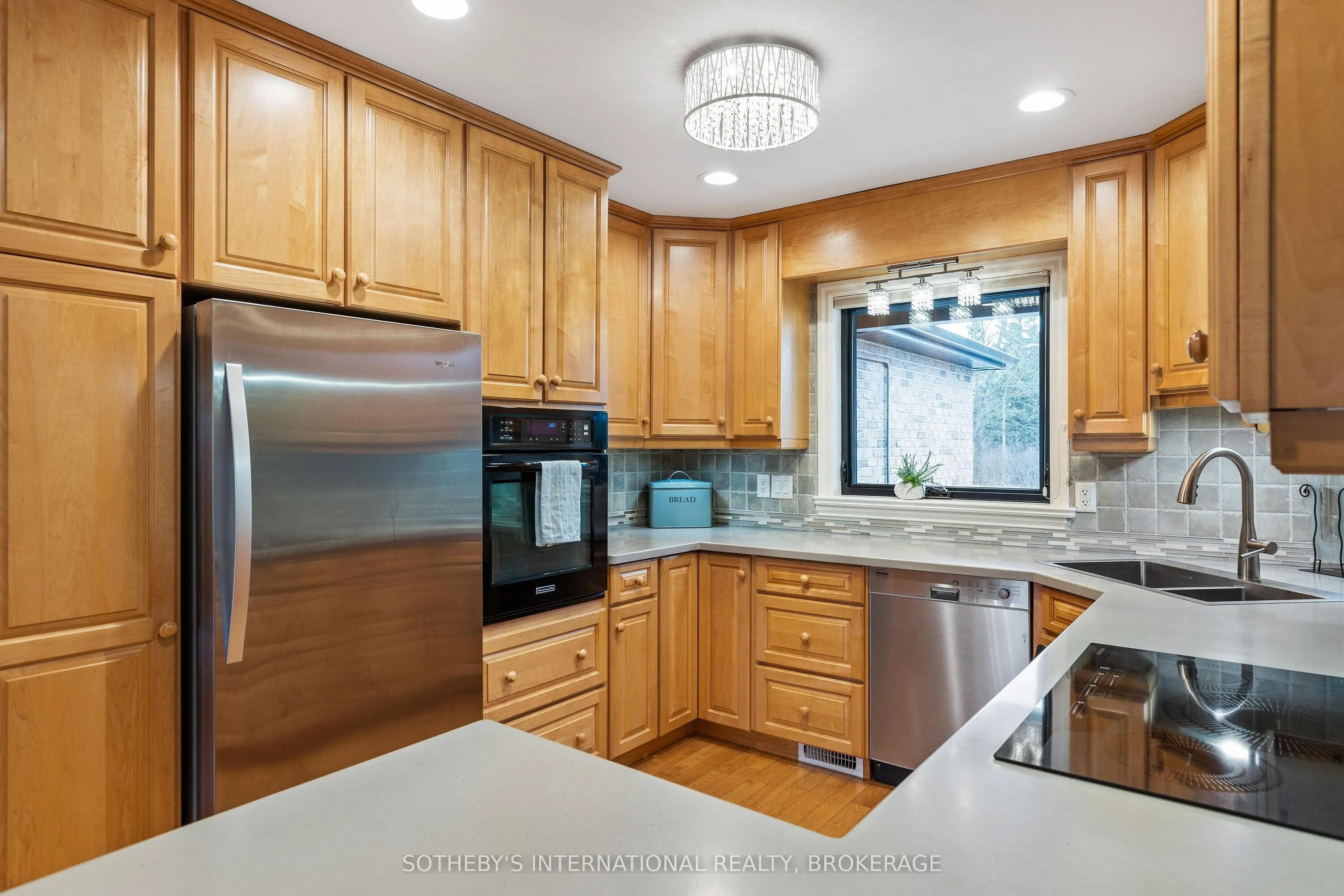 7107 Beechwood Road