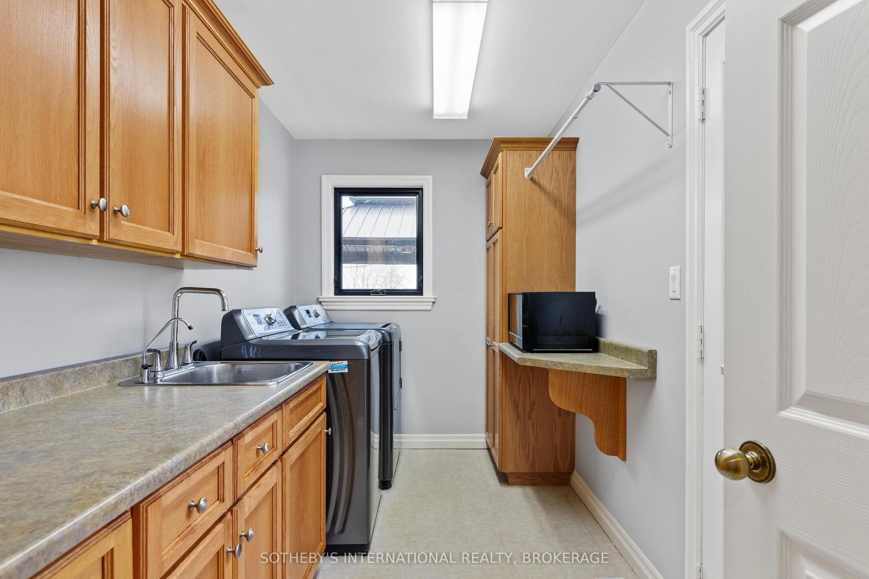 7107 Beechwood Road