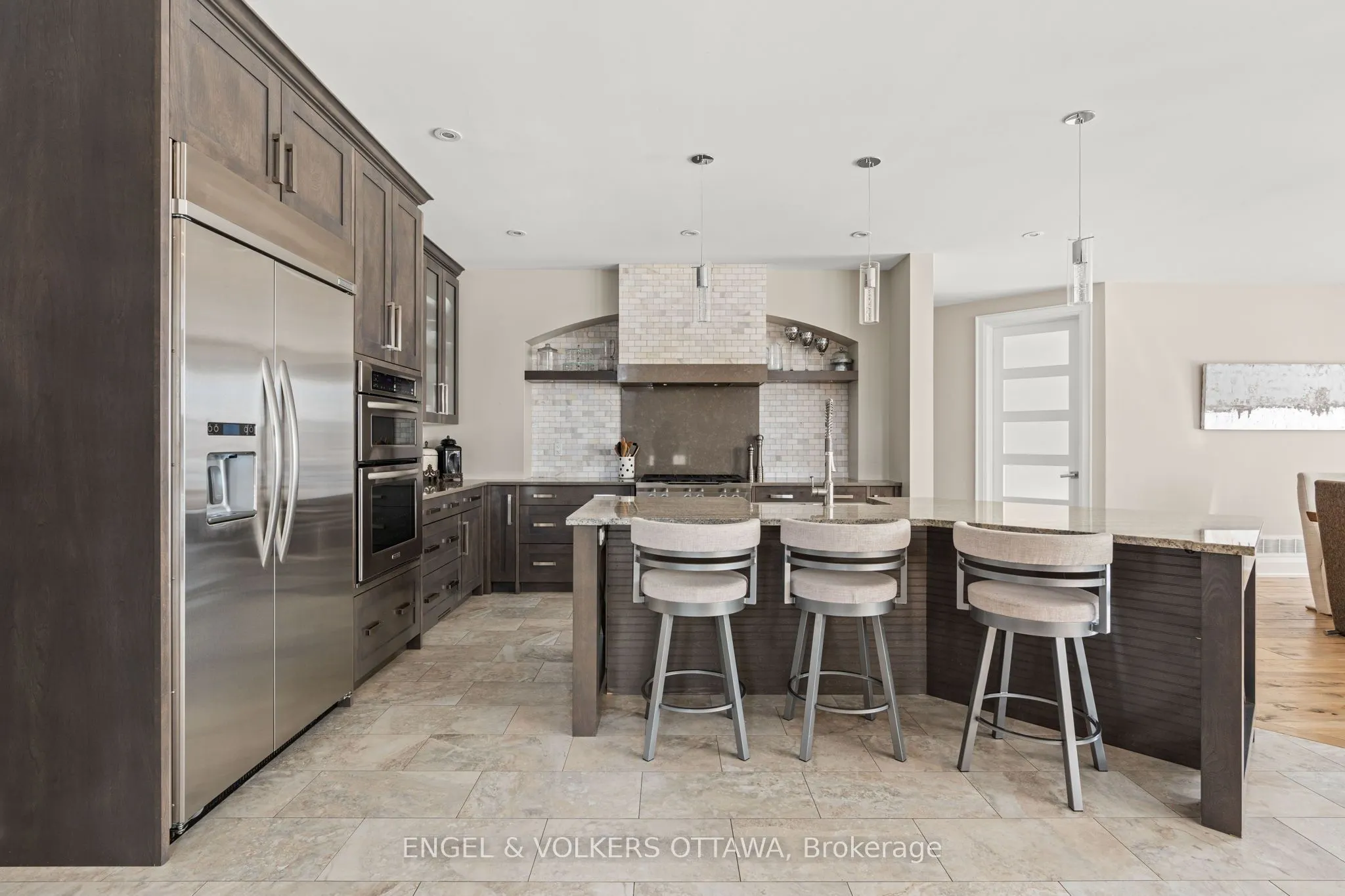 110 GRAY WILLOW Place