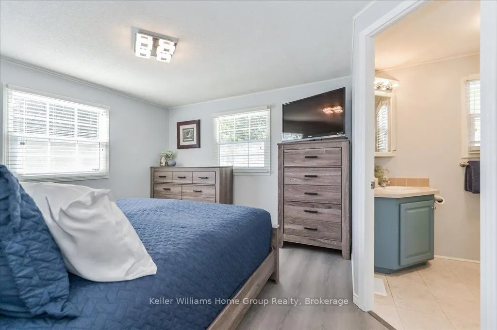 536 Poplar Place