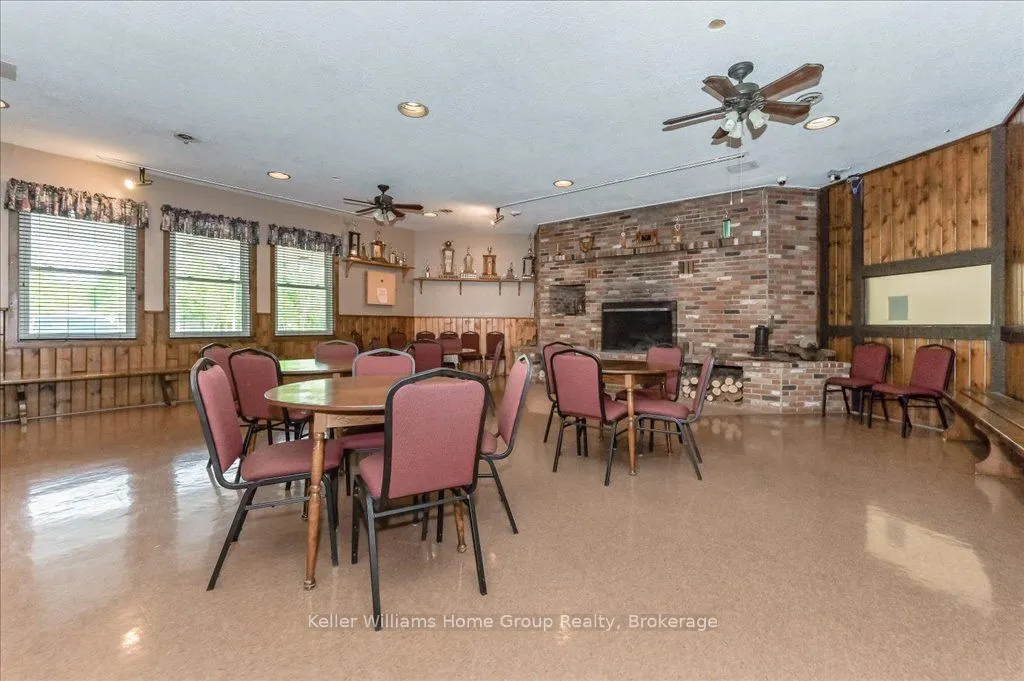 536 Poplar Place