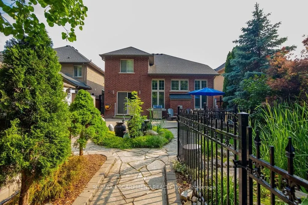 160 Wills Crescent