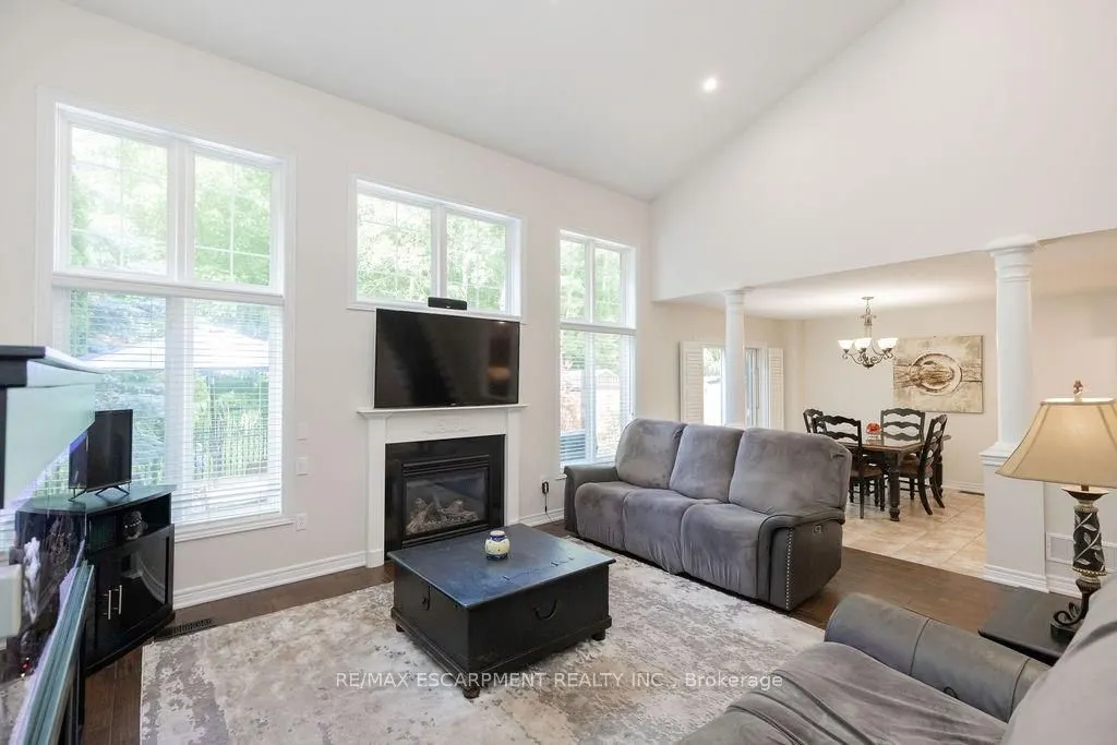 160 Wills Crescent