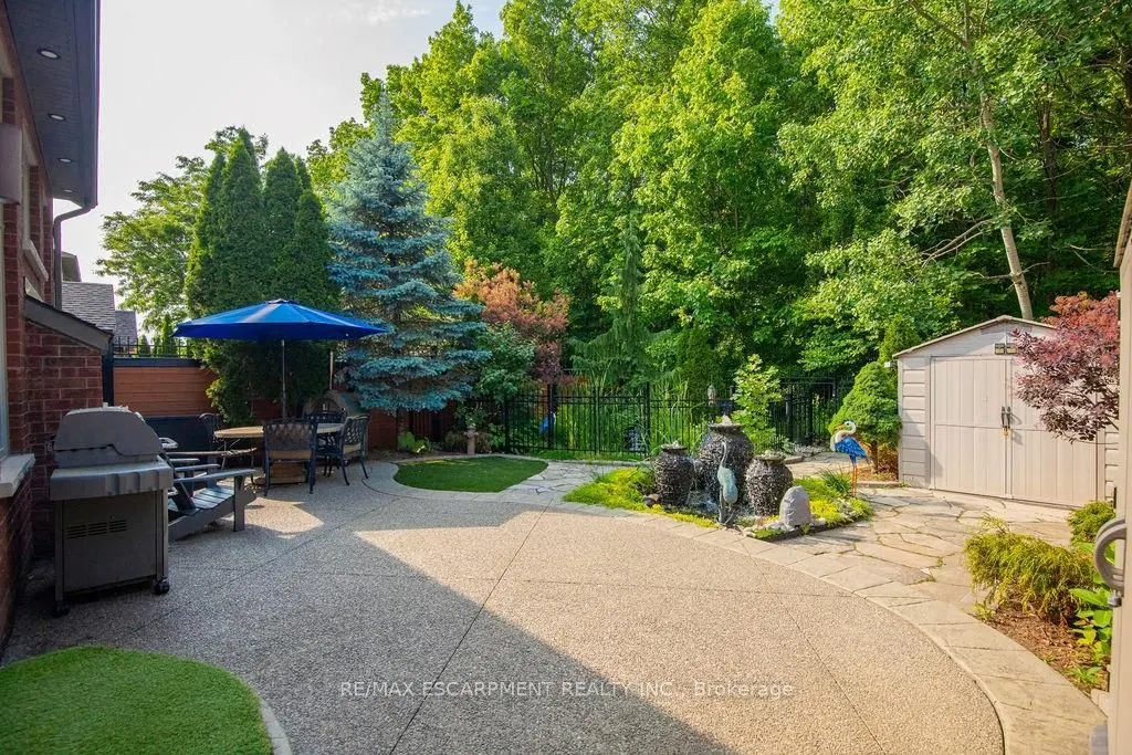 160 Wills Crescent