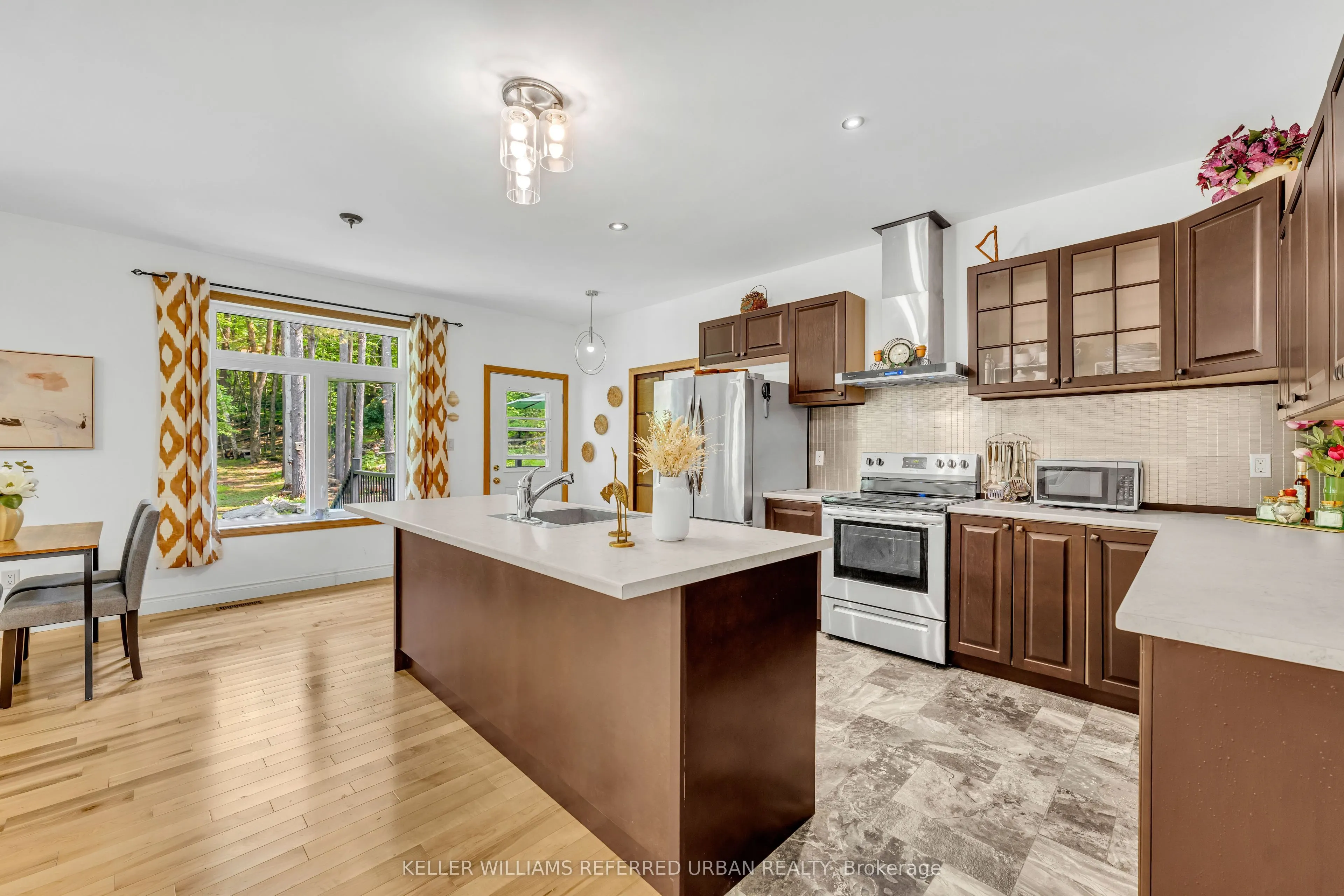 51 Pine Grove Road