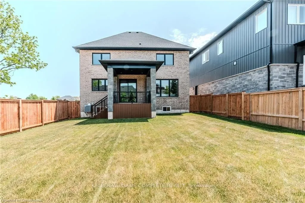 7 BARTLETT Avenue