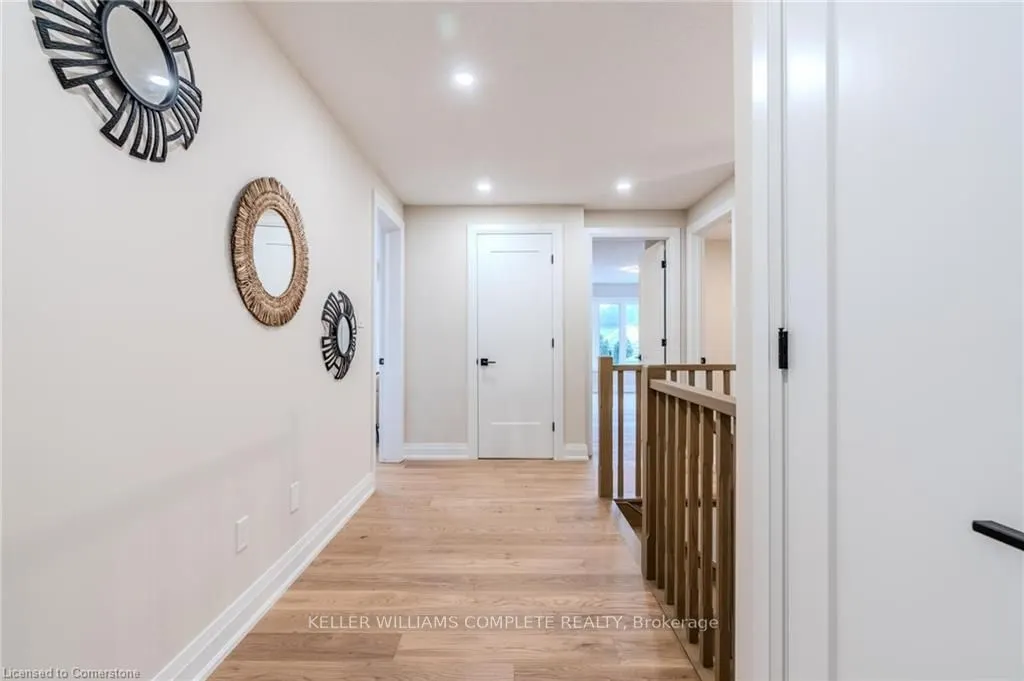 7 BARTLETT Avenue