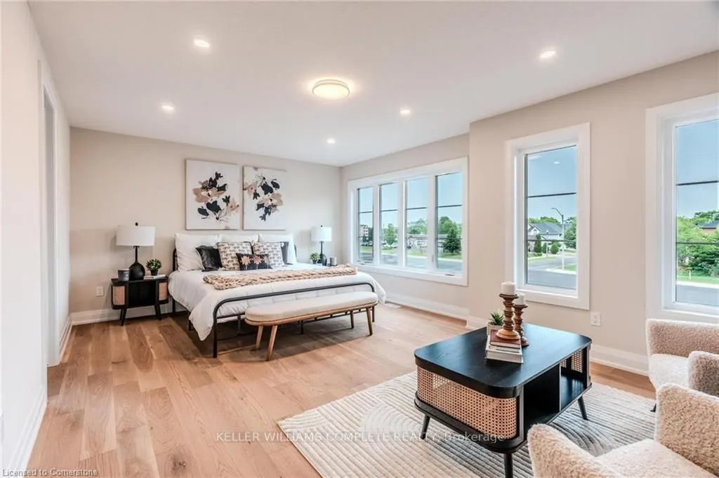 7 BARTLETT Avenue