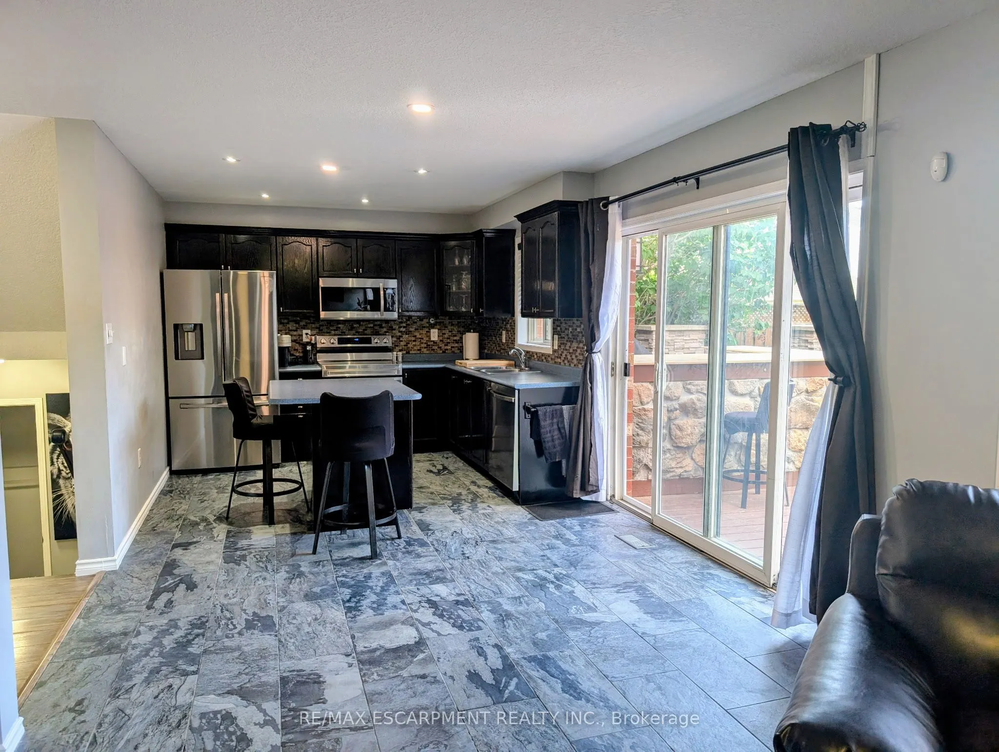 5 Mavin Street