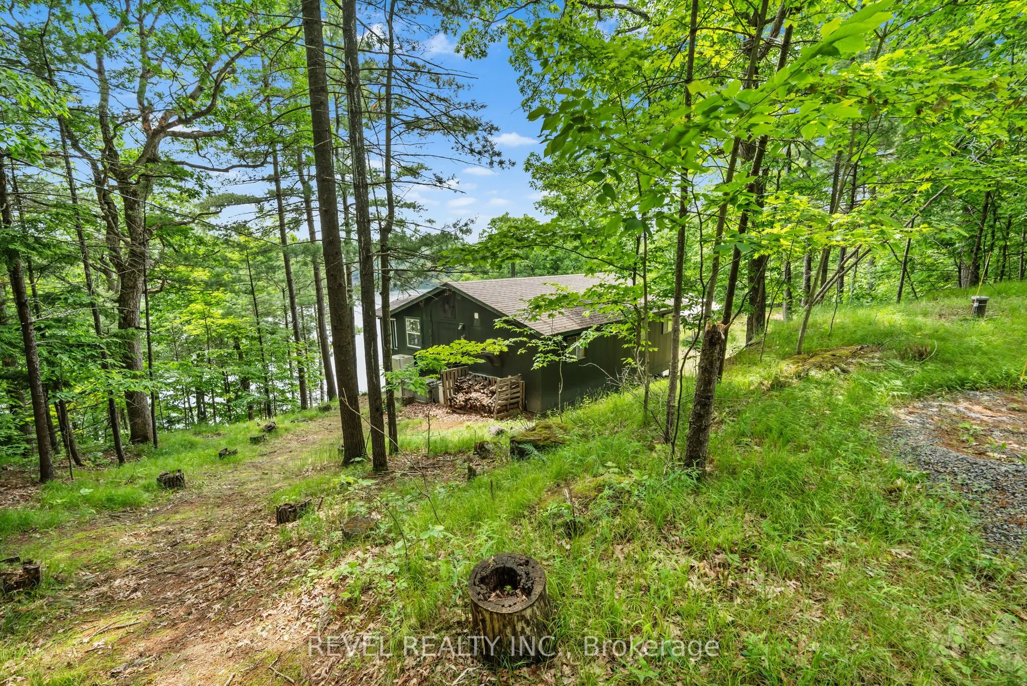 49 Sleepy Hollow Road