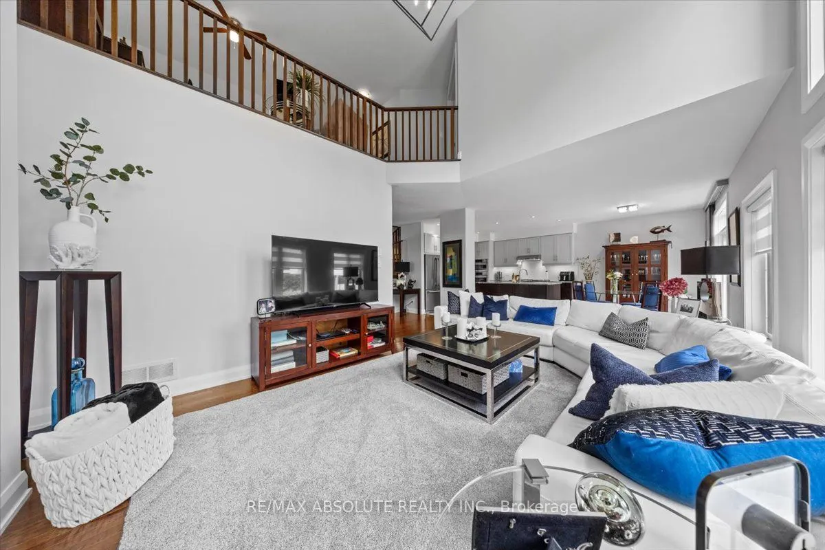 706 Bridleglen Crescent
