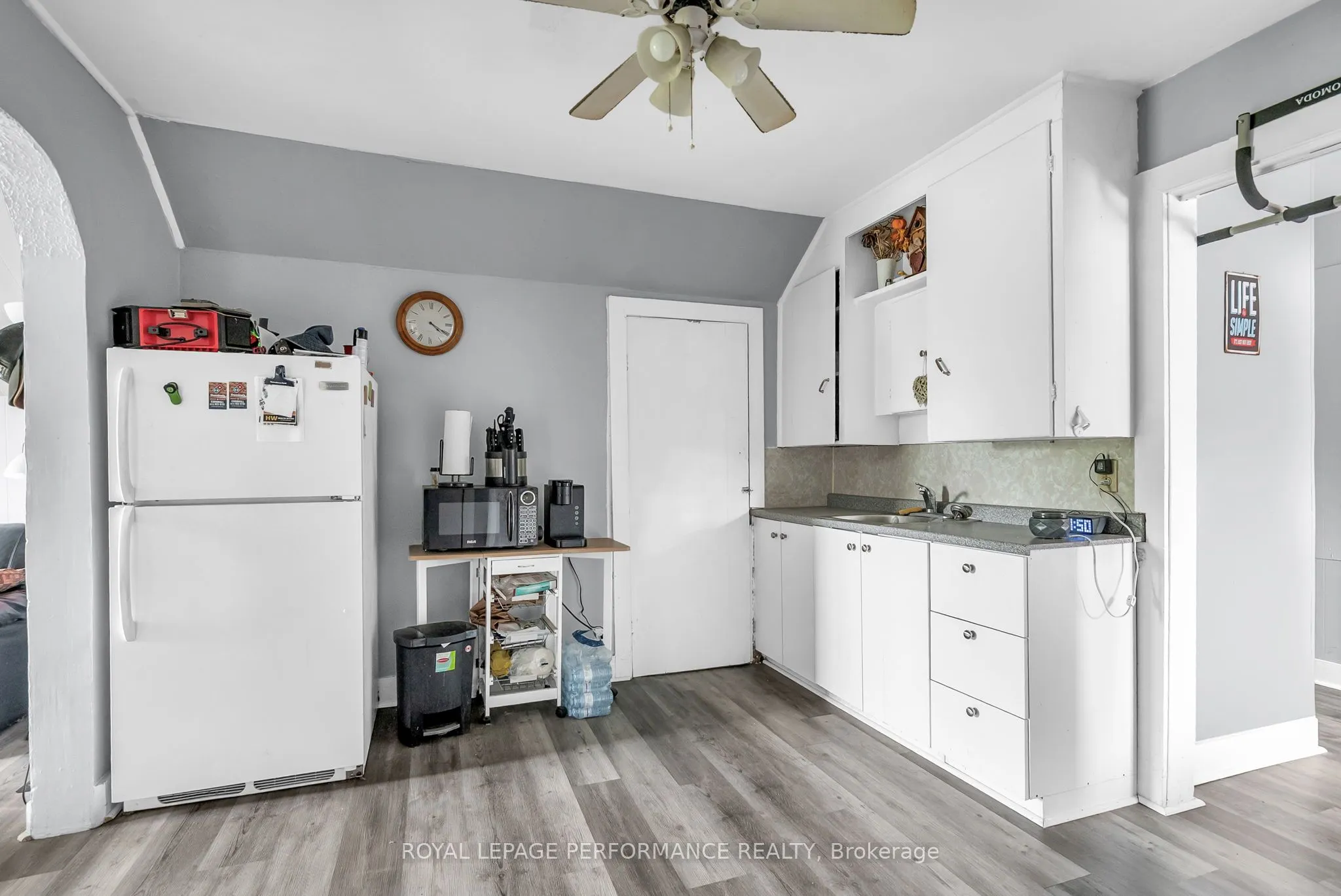 420 Carleton Street