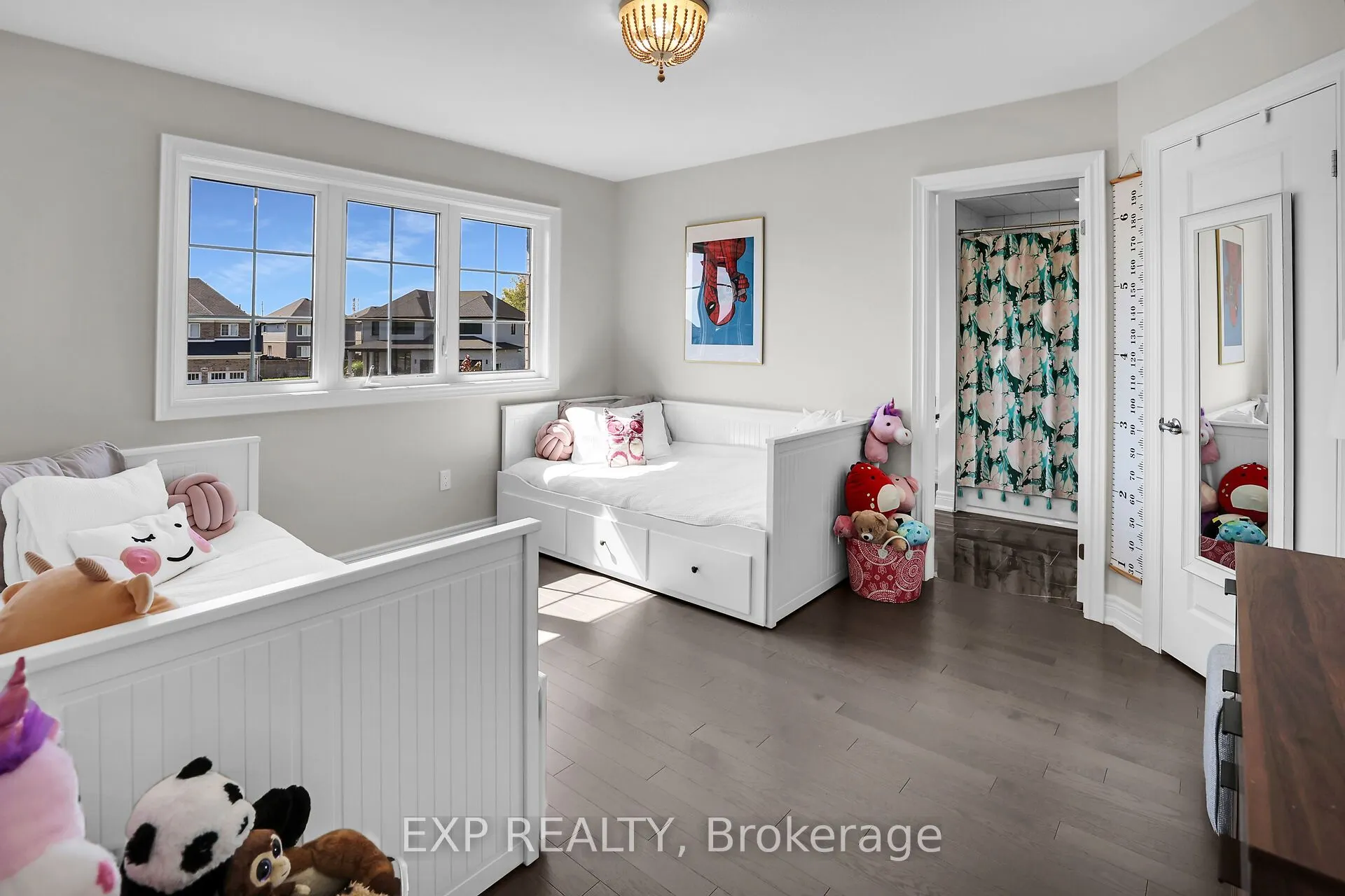 3608 Carolinia Court