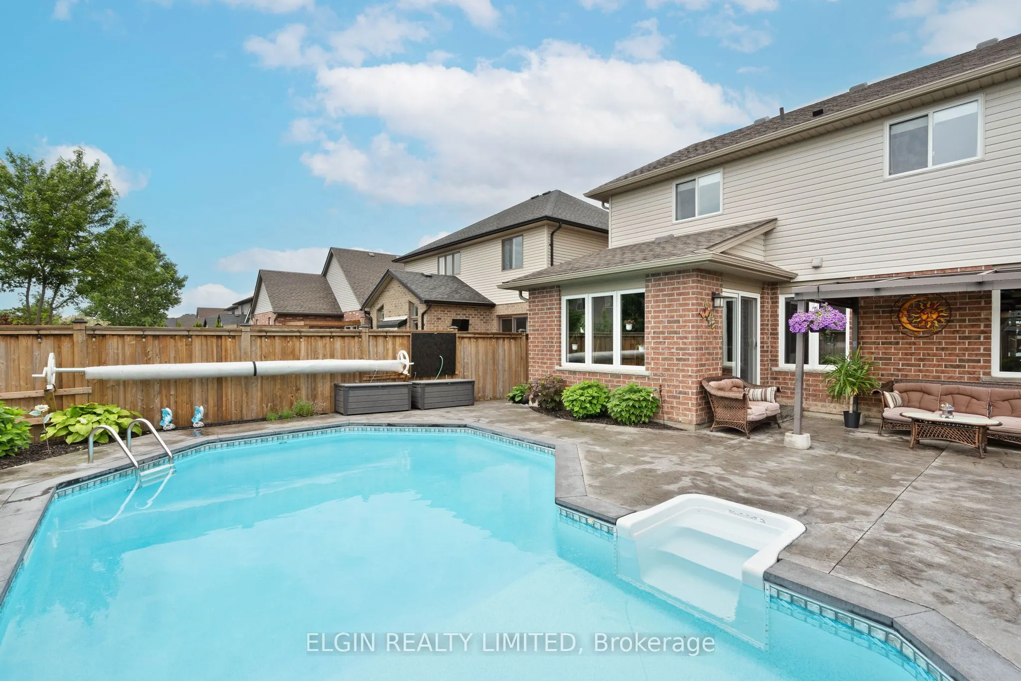 104 Westlake Drive