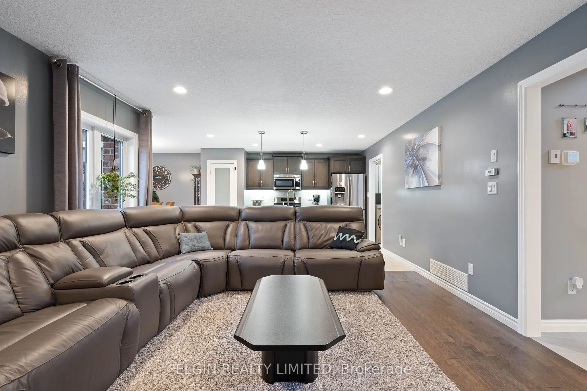104 Westlake Drive