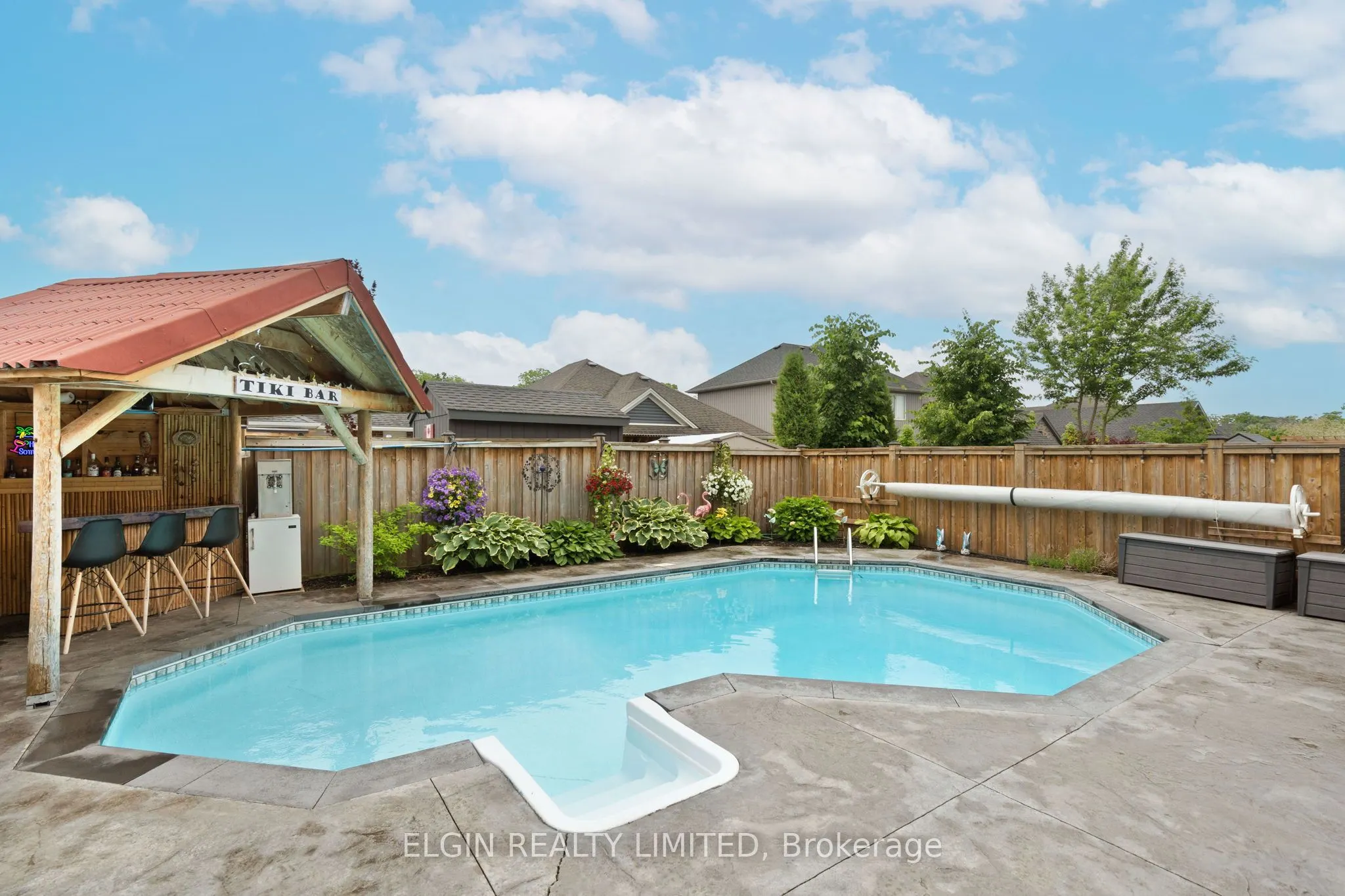 104 Westlake Drive