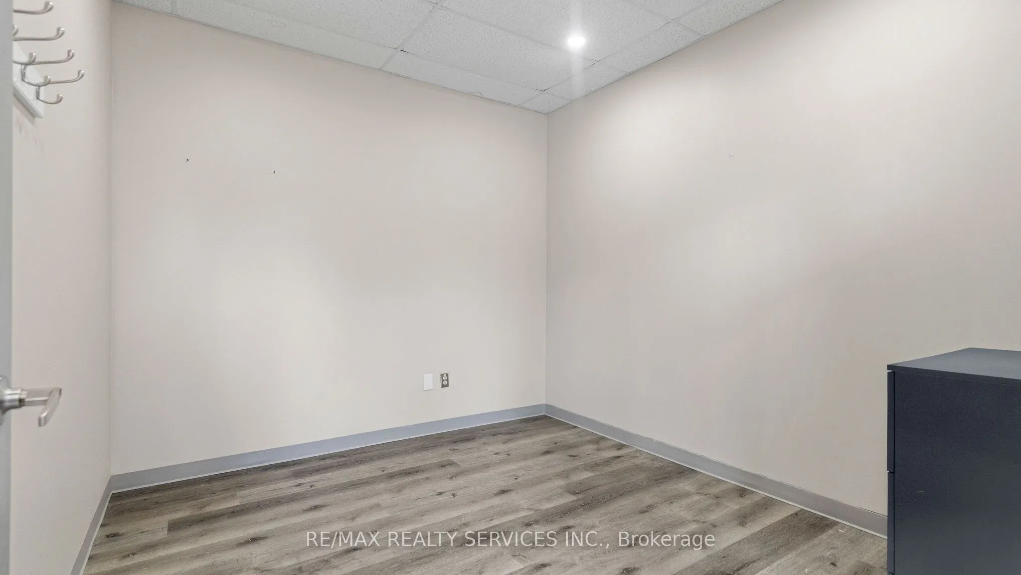 2 Castlewood Boulevard, #12