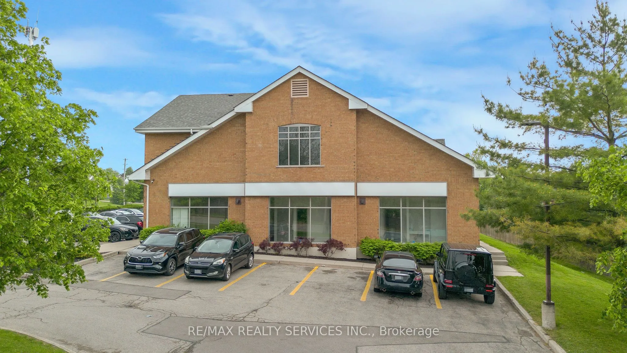 2 Castlewood Boulevard, #12