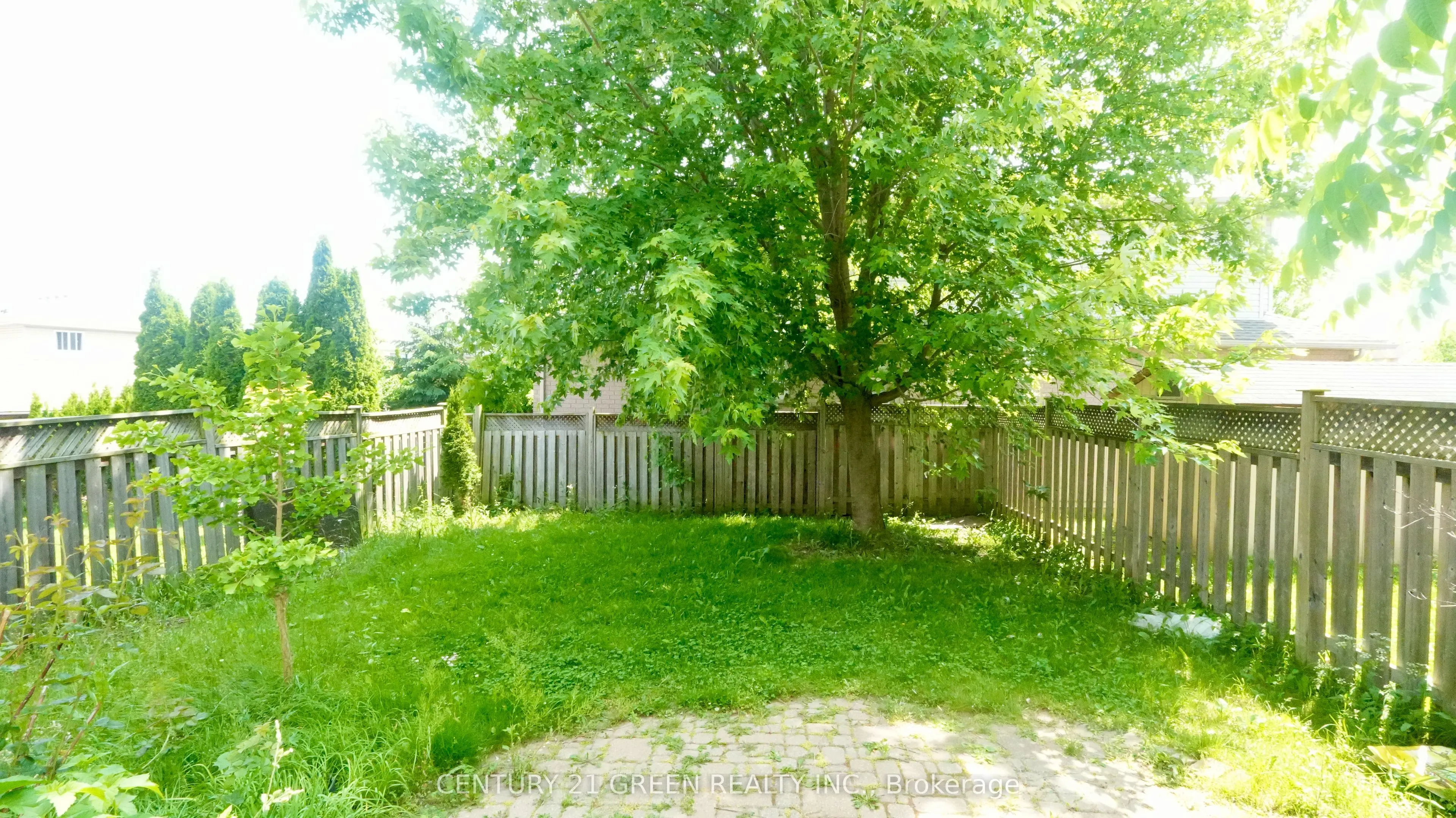 419 Tealby Crescent