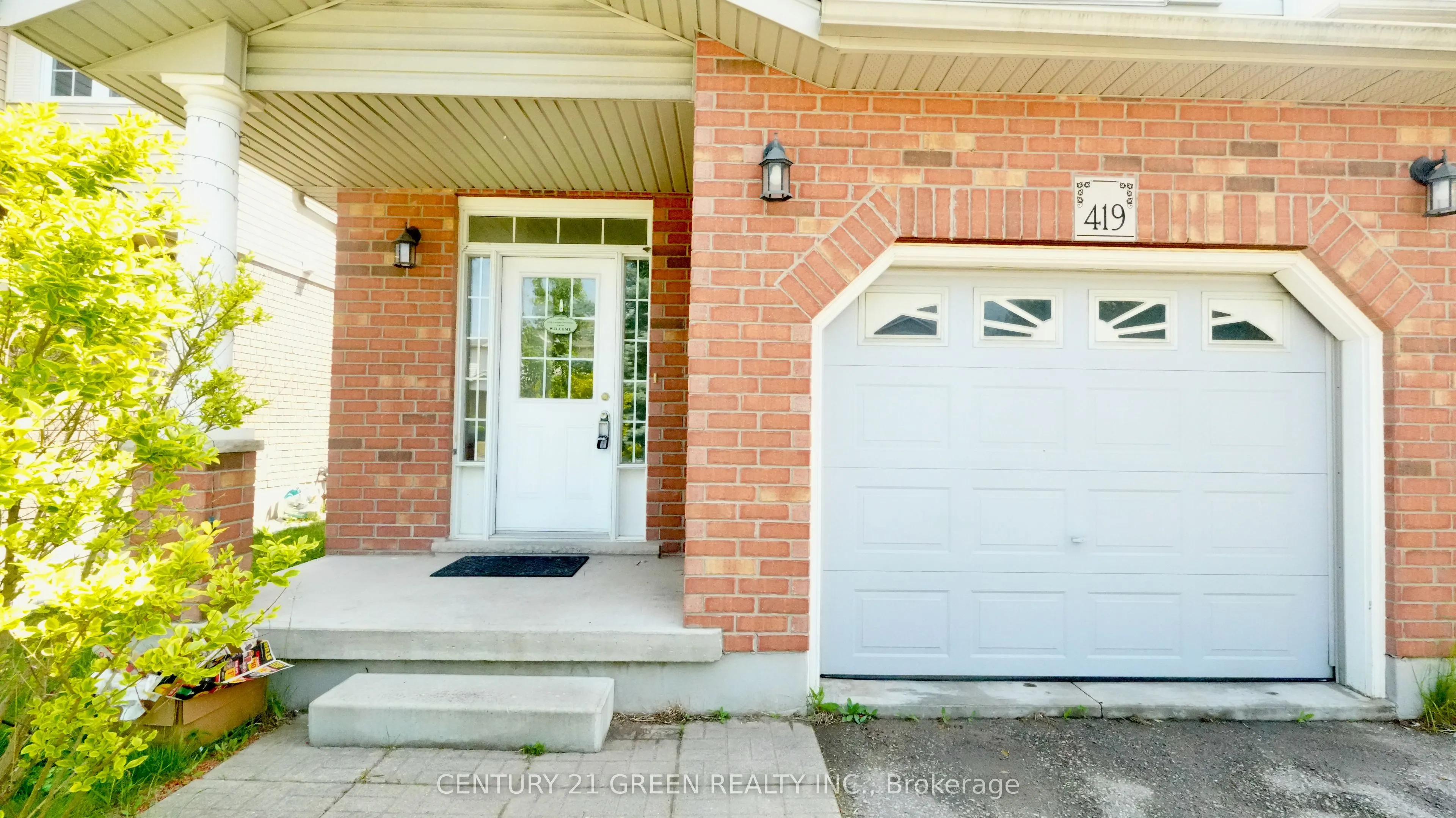 419 Tealby Crescent