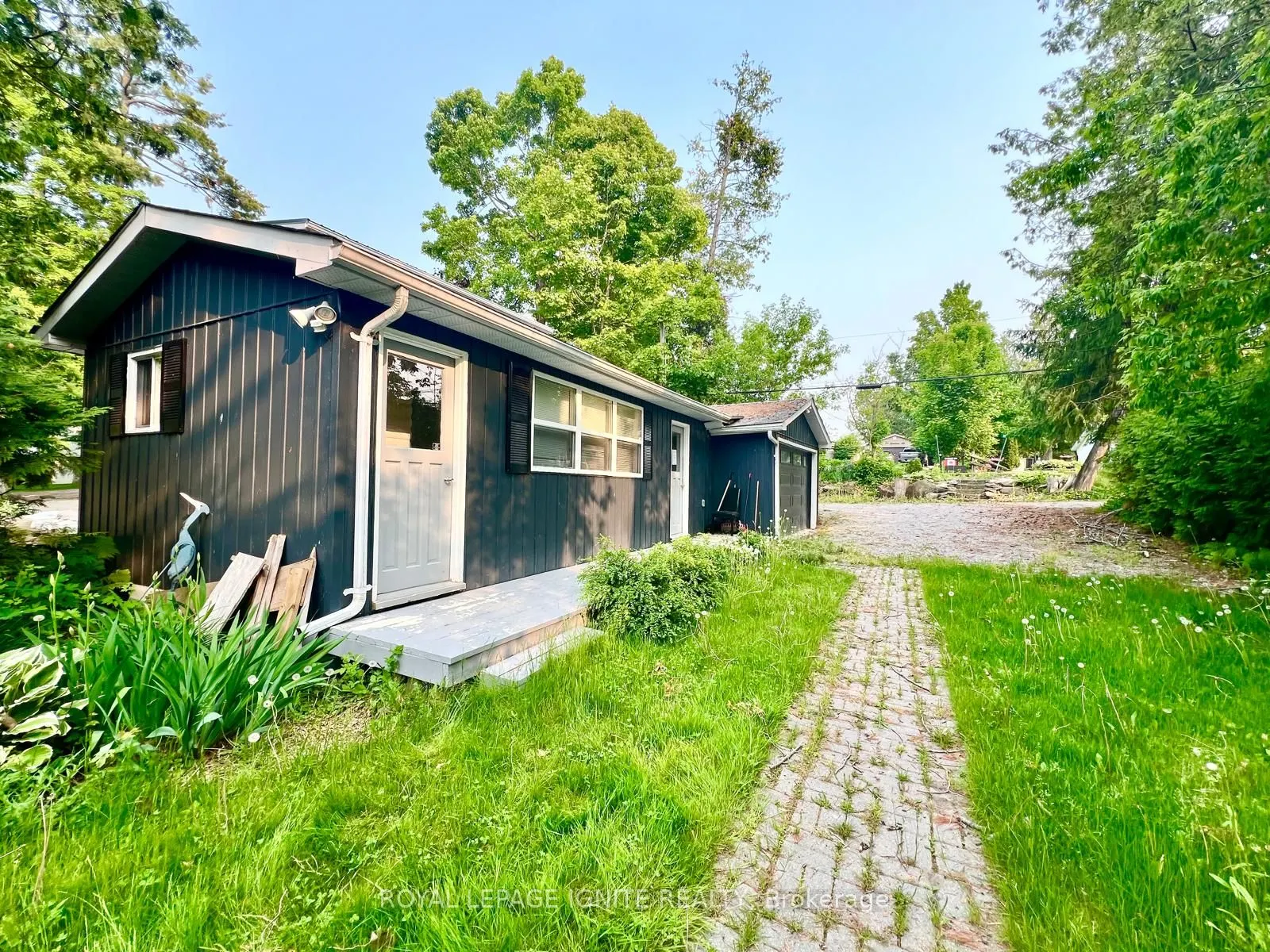28 Goodman Road