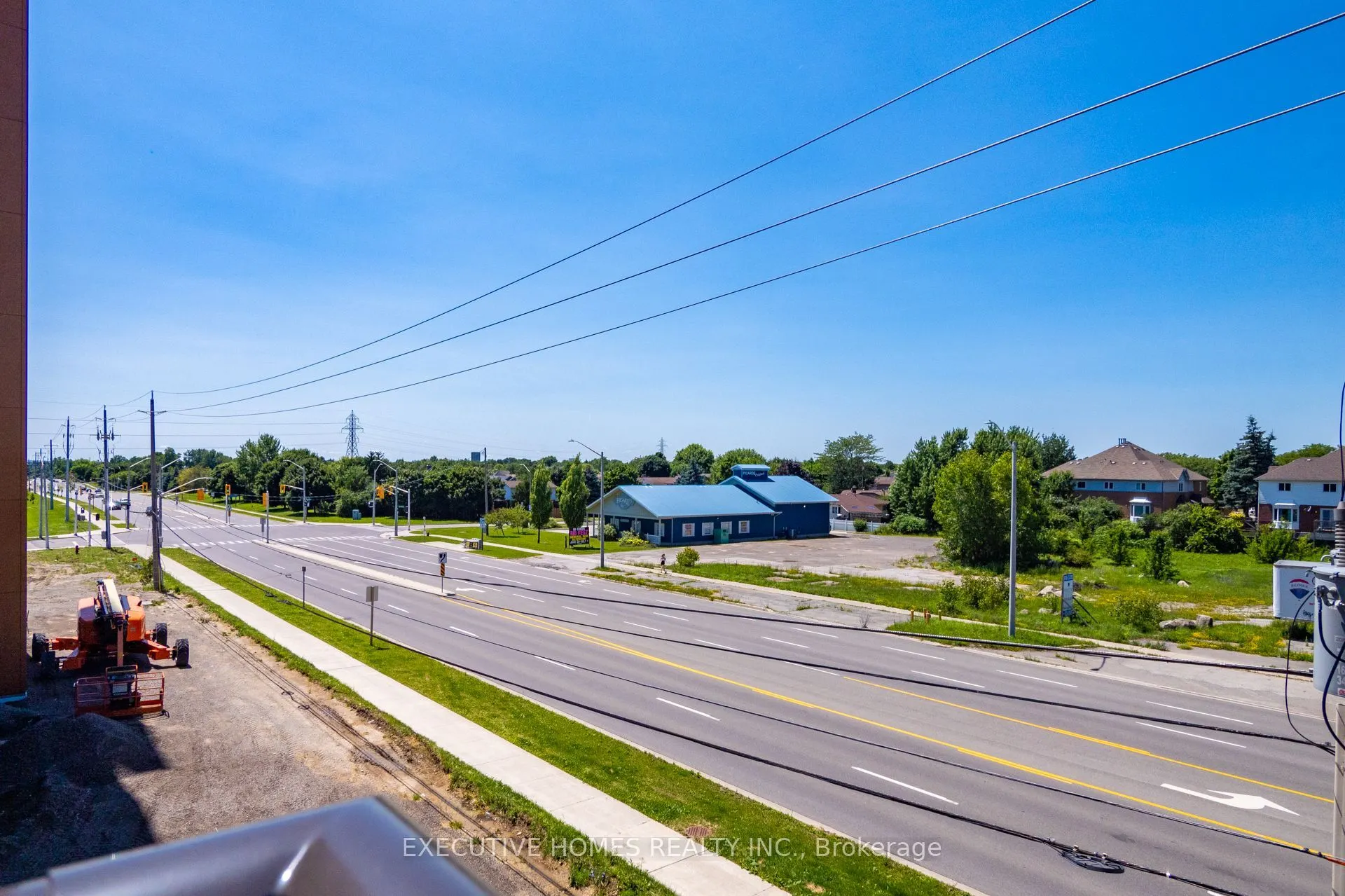 450 Dundas Street E, #310