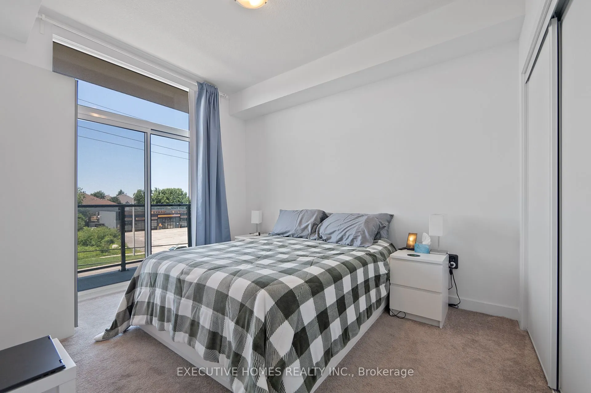 450 Dundas Street E, #310