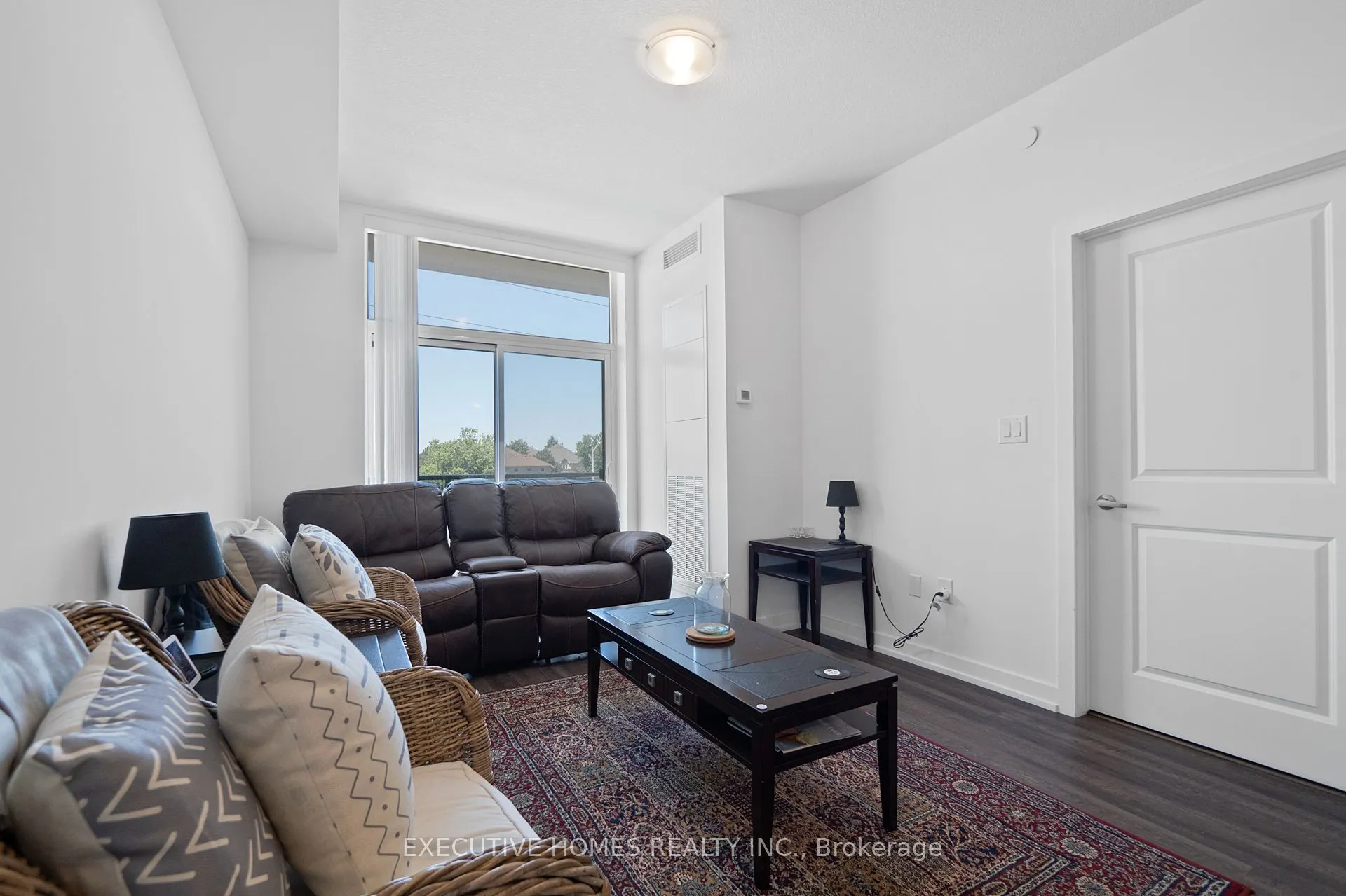 450 Dundas Street E, #310