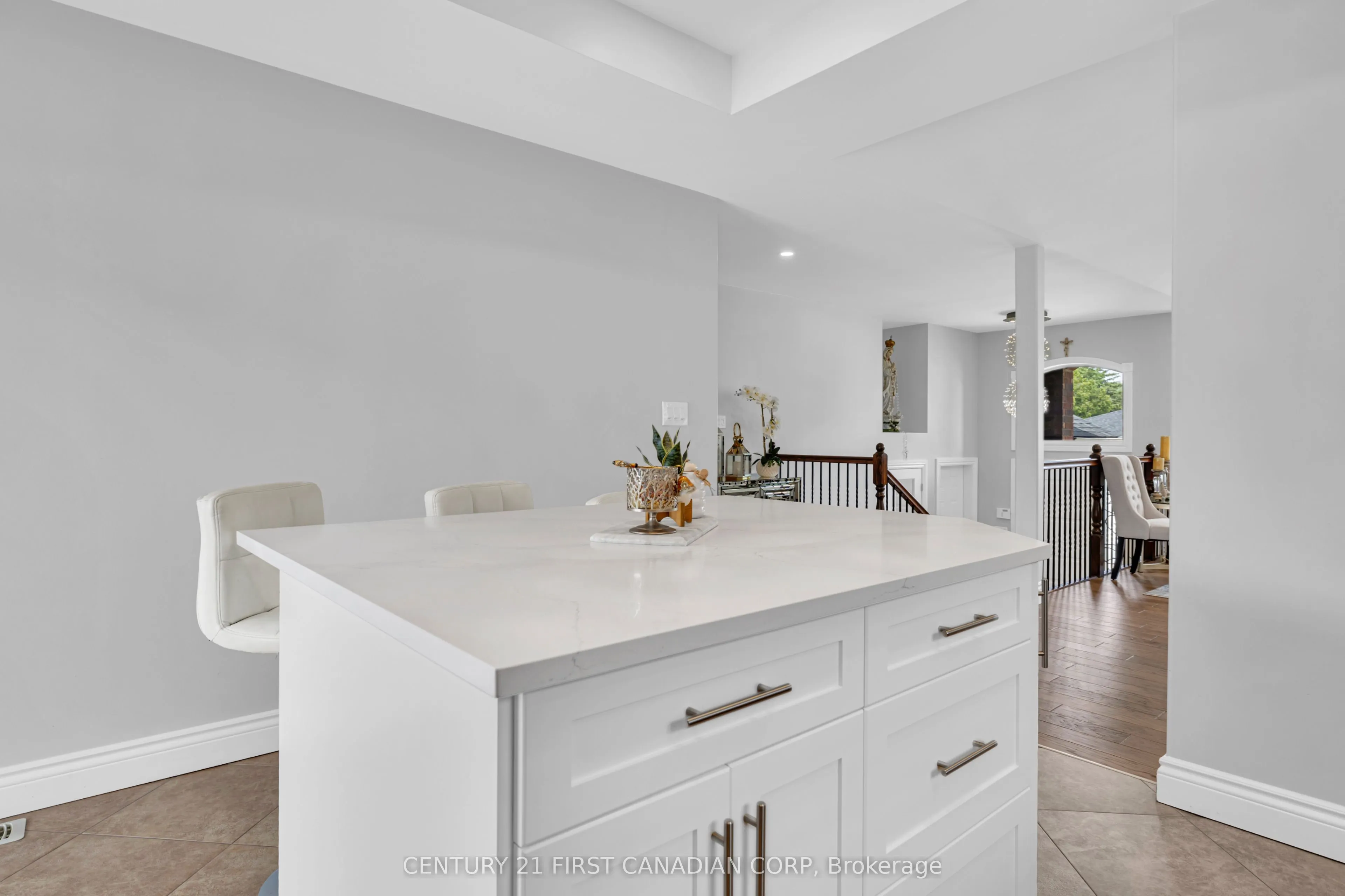 3349 Woodward Boulevard
