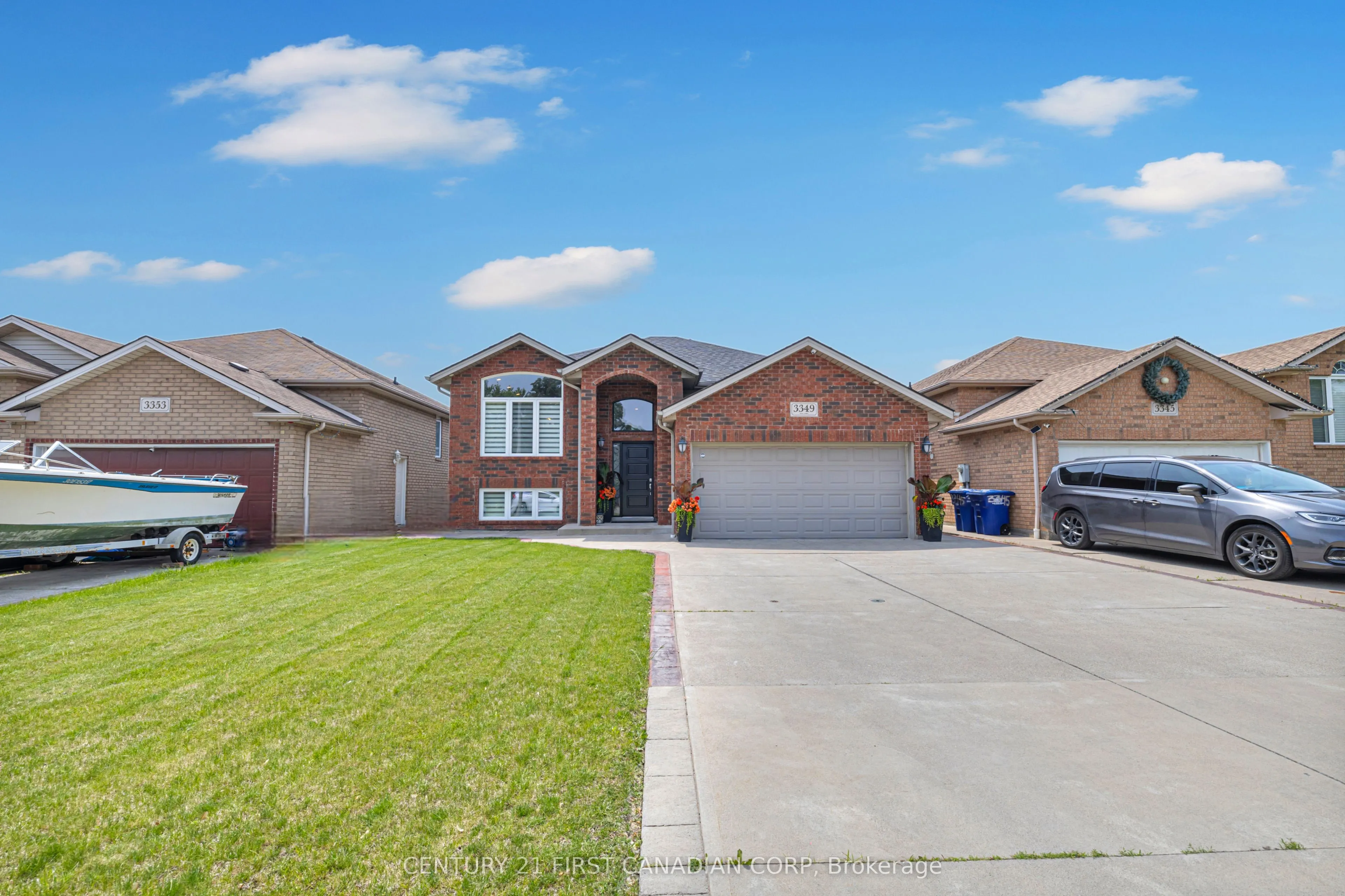 3349 Woodward Boulevard