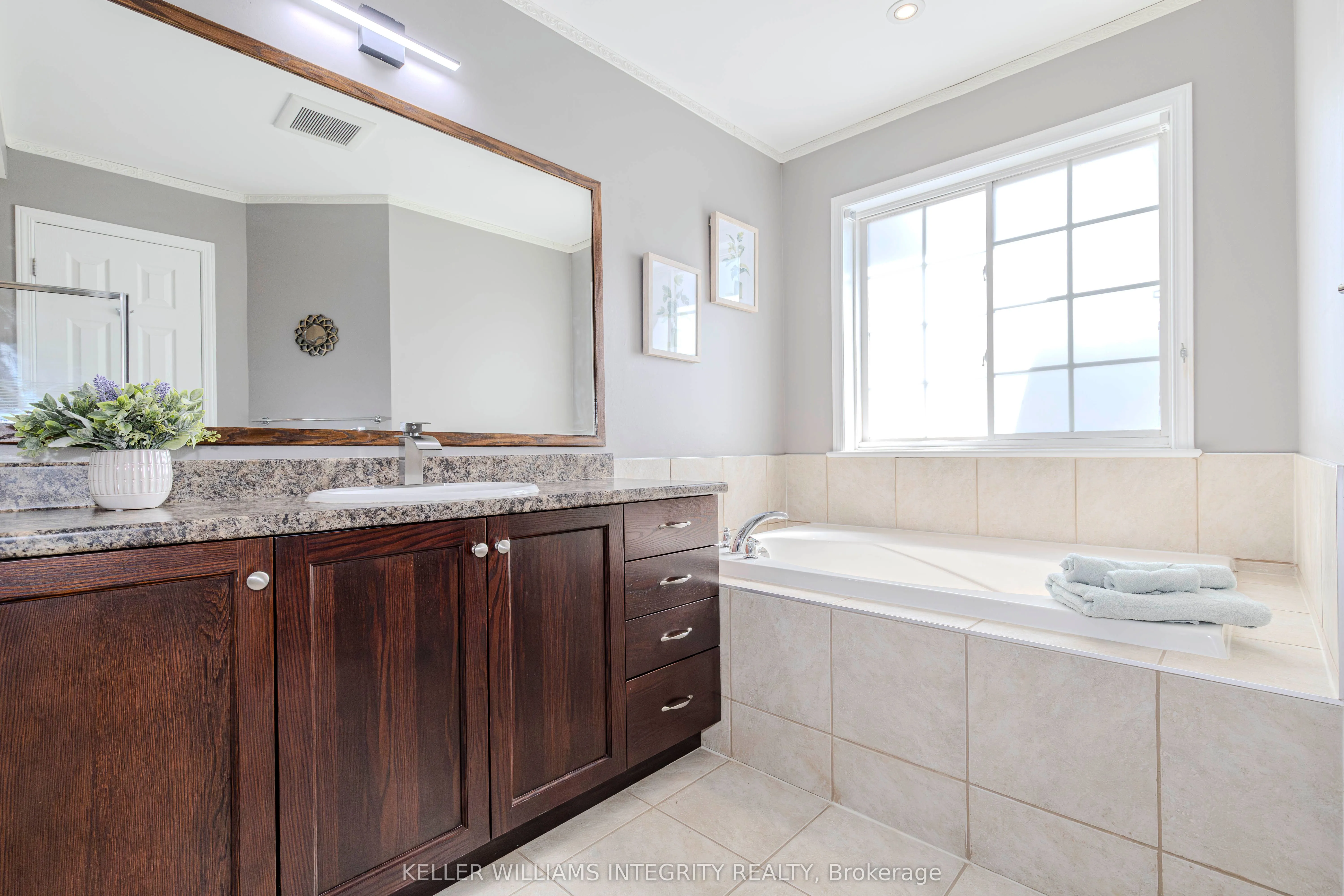 336 Quetico Private