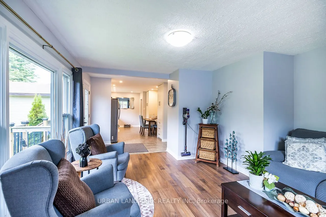 4 Heath Drive