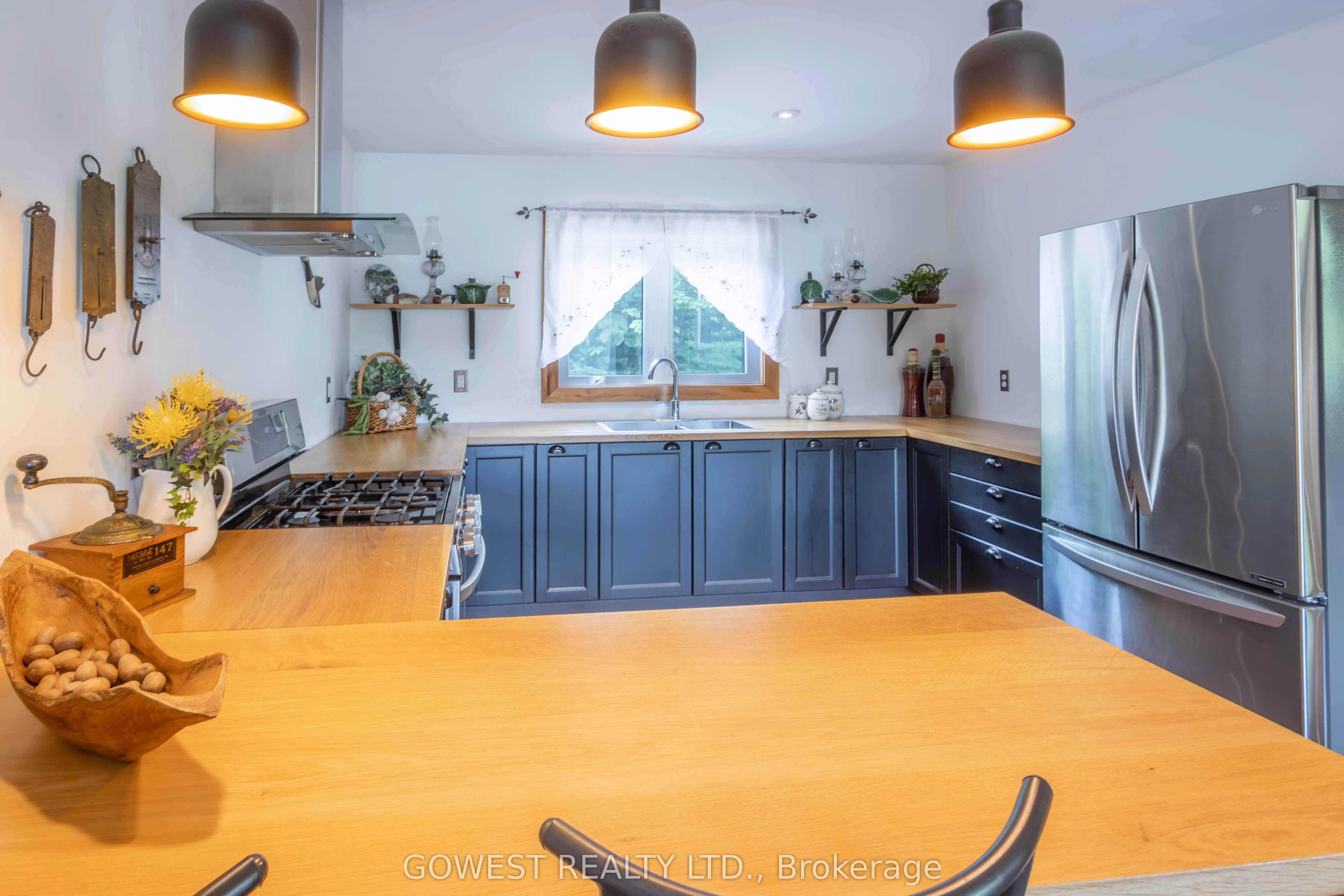 153B MARTIN RECOSKIE Road