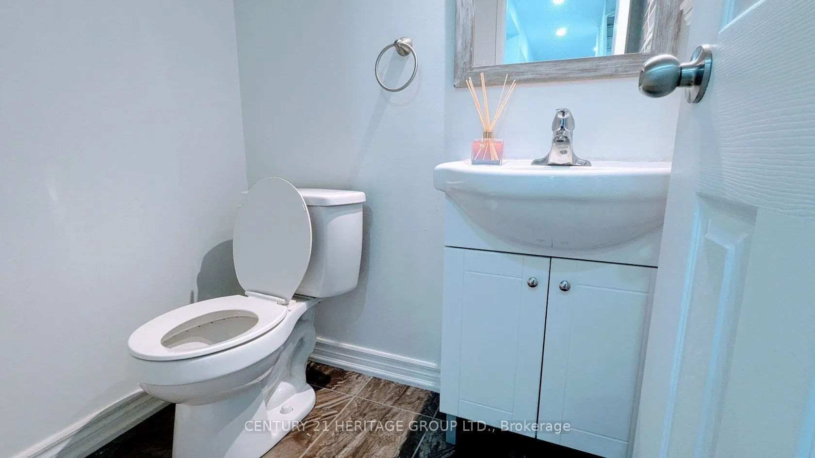 431 Keats Way #5
