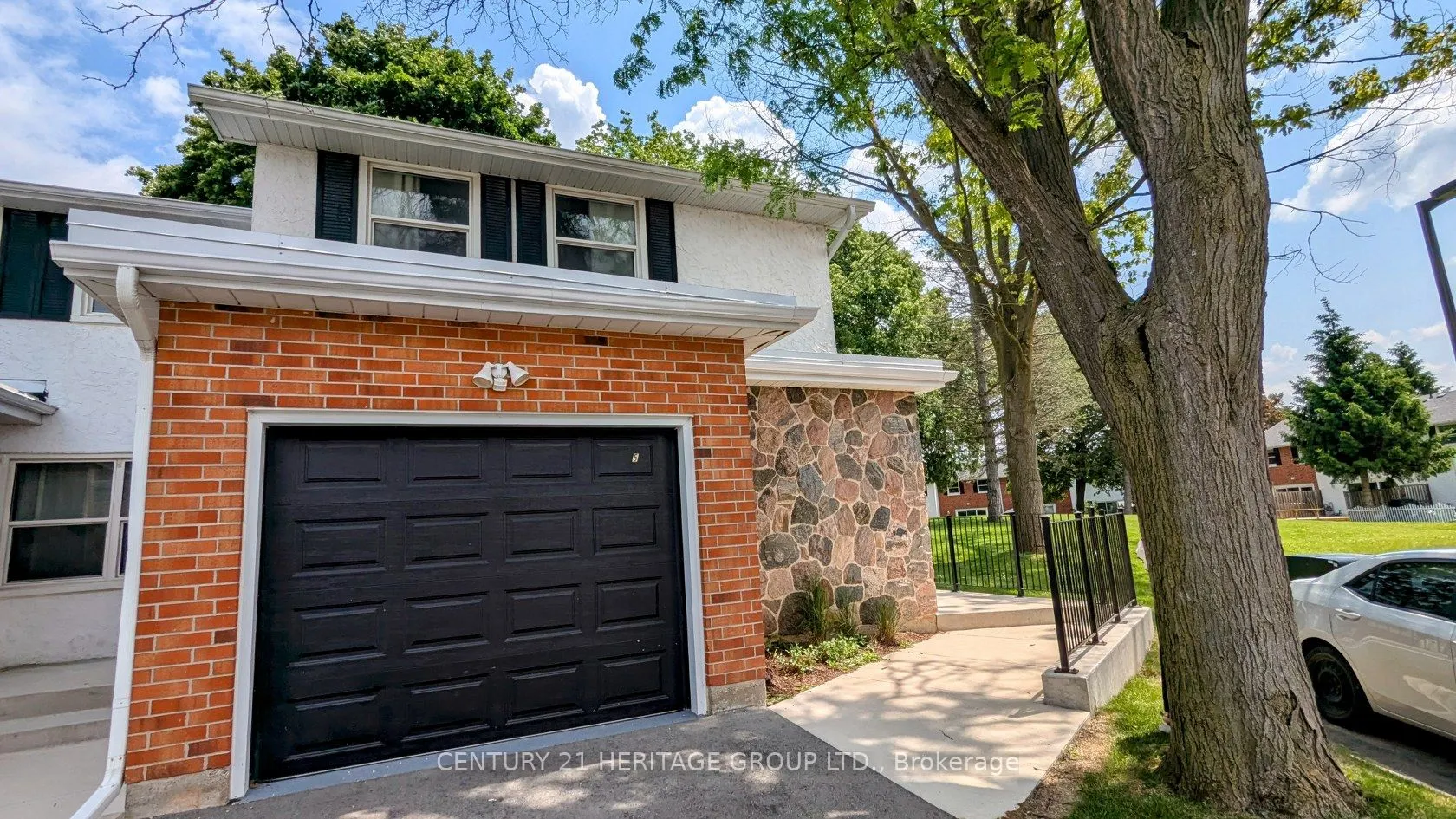 431 Keats Way #5