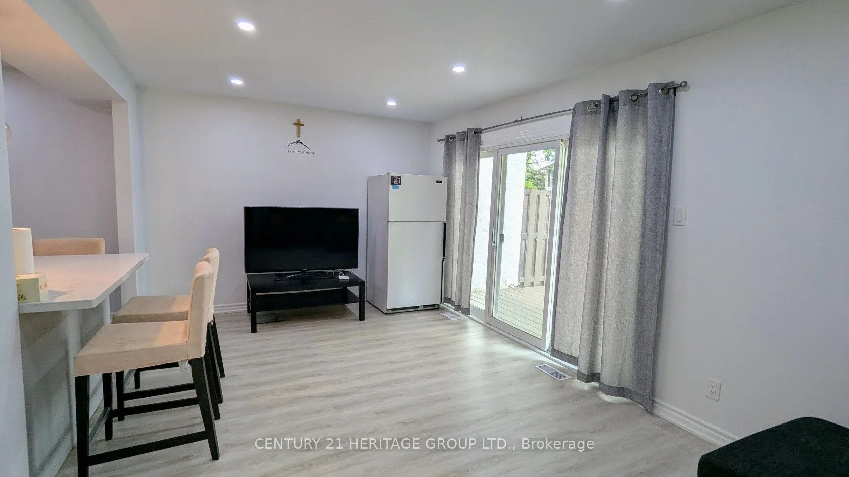 431 Keats Way #5