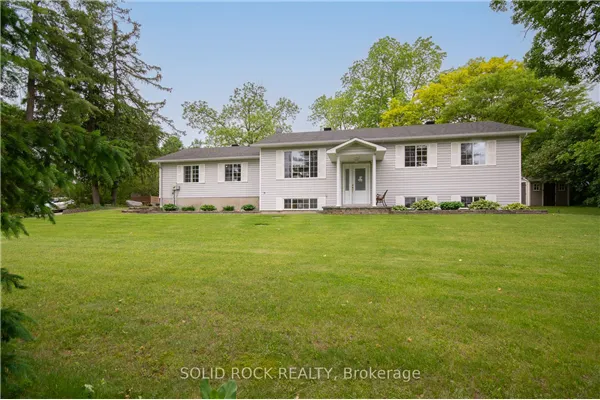 6 Robbins Lane