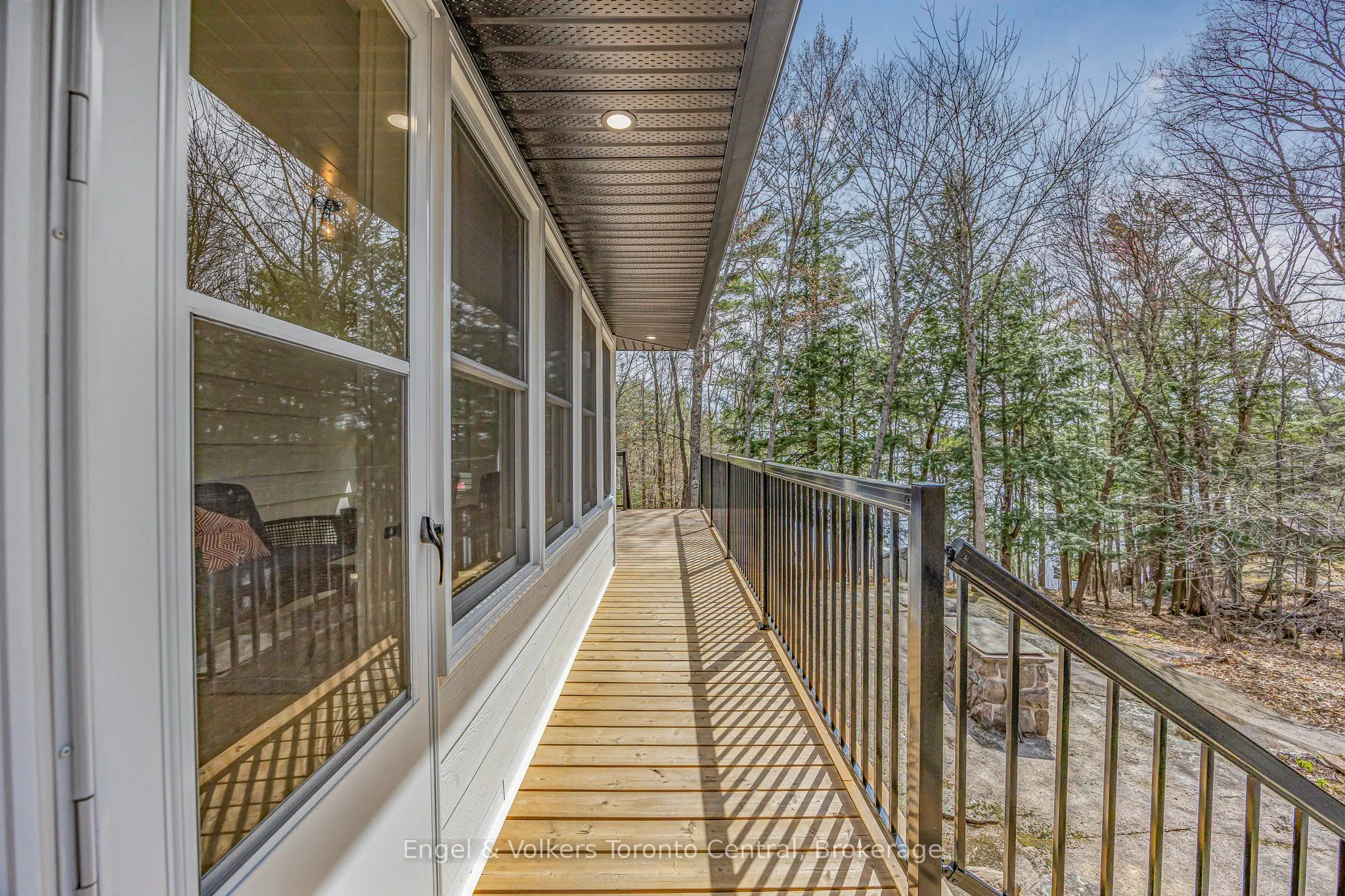 2481 Falkenburg Road