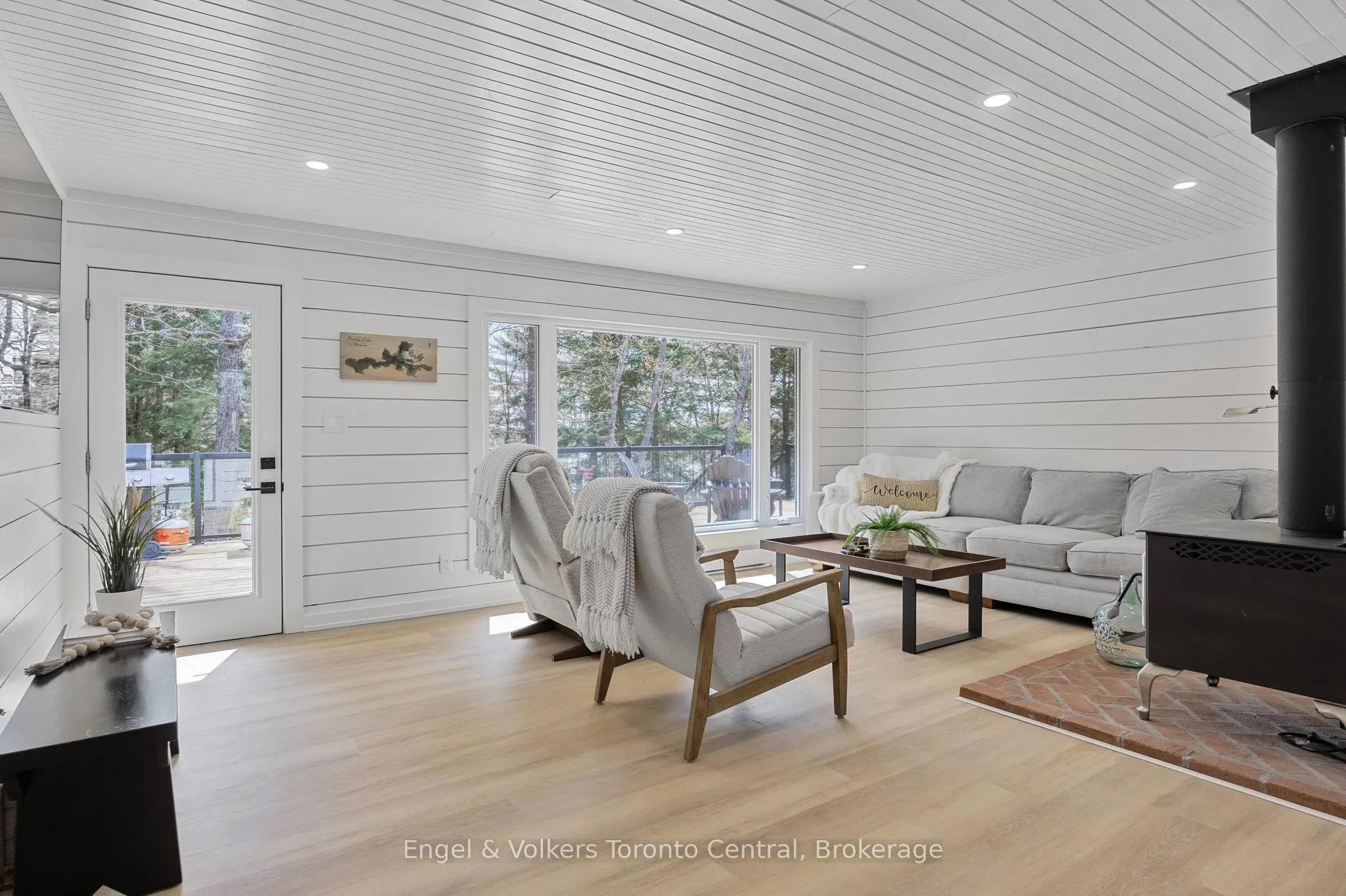 2481 Falkenburg Road