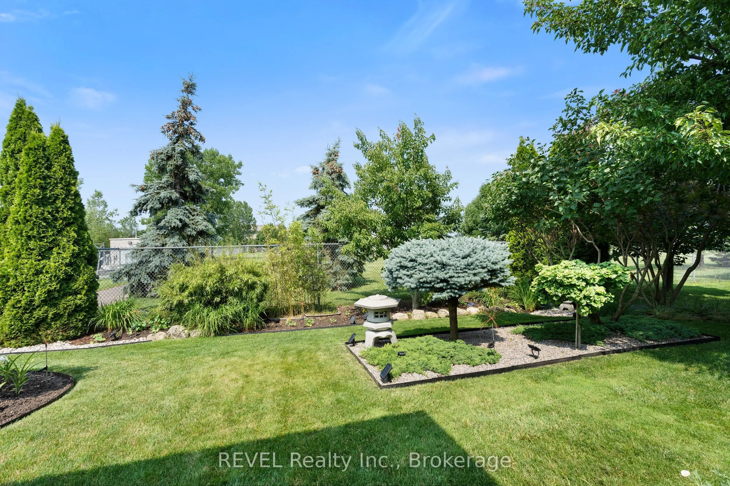 34 Raiana Drive